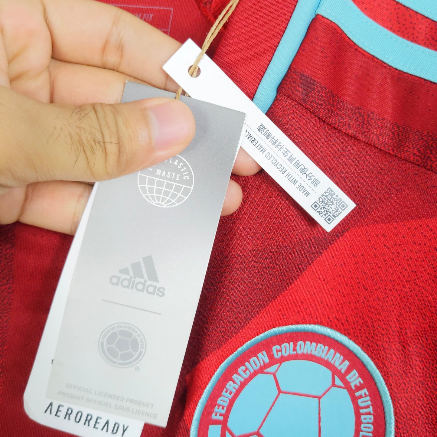 Original Colombia 2022/23 Away - James #10 Size M (Bnwt)