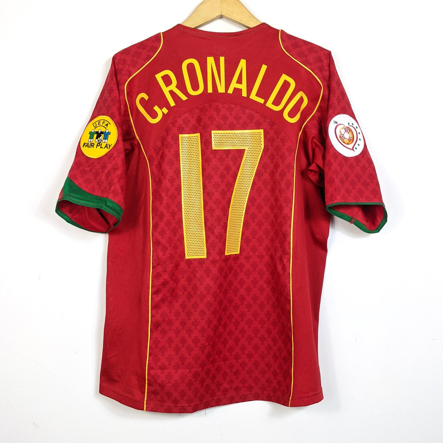 Original Portugal 2004/06 Home - C.Ronaldo #17 Size L