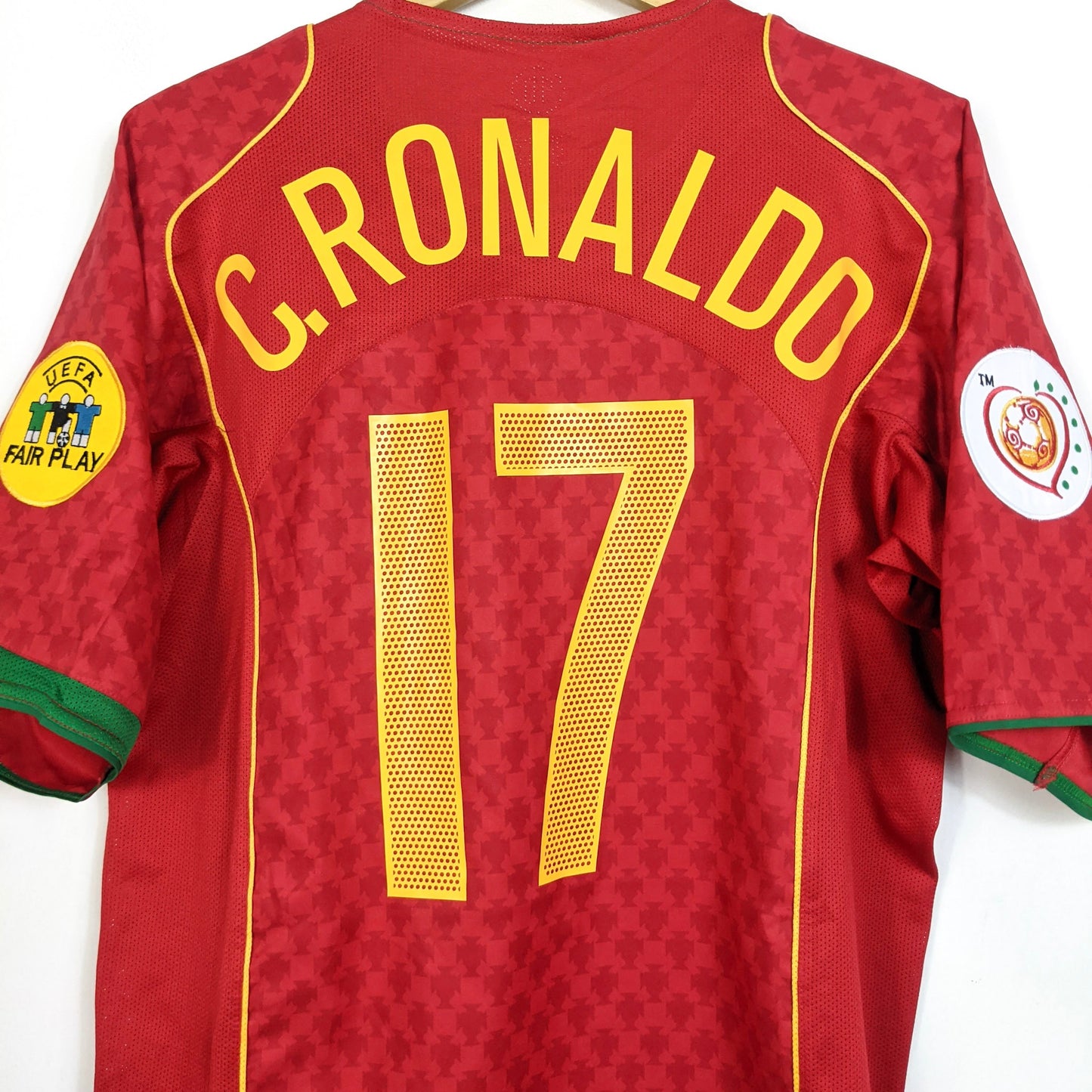Original Portugal 2004/06 Home - C.Ronaldo #17 Size L