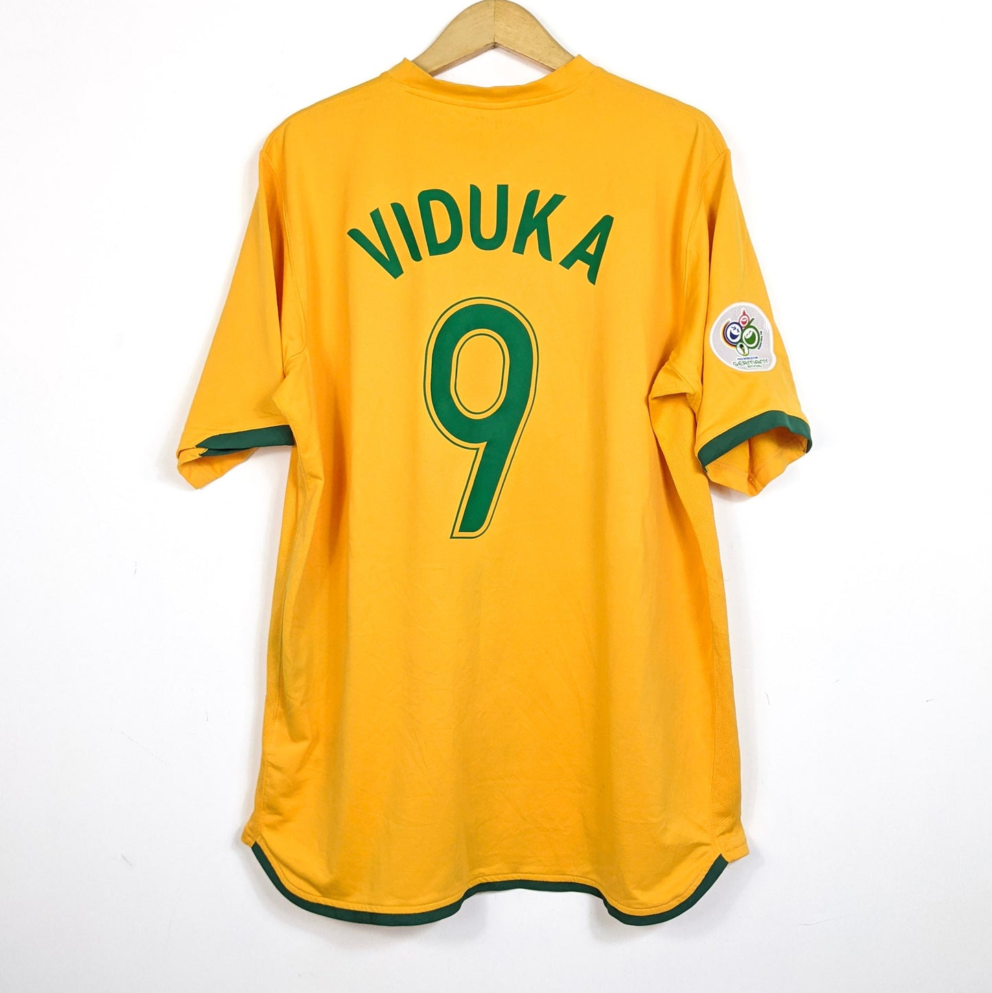 Original Australia 2006 Home - Viduka #9 Size XL