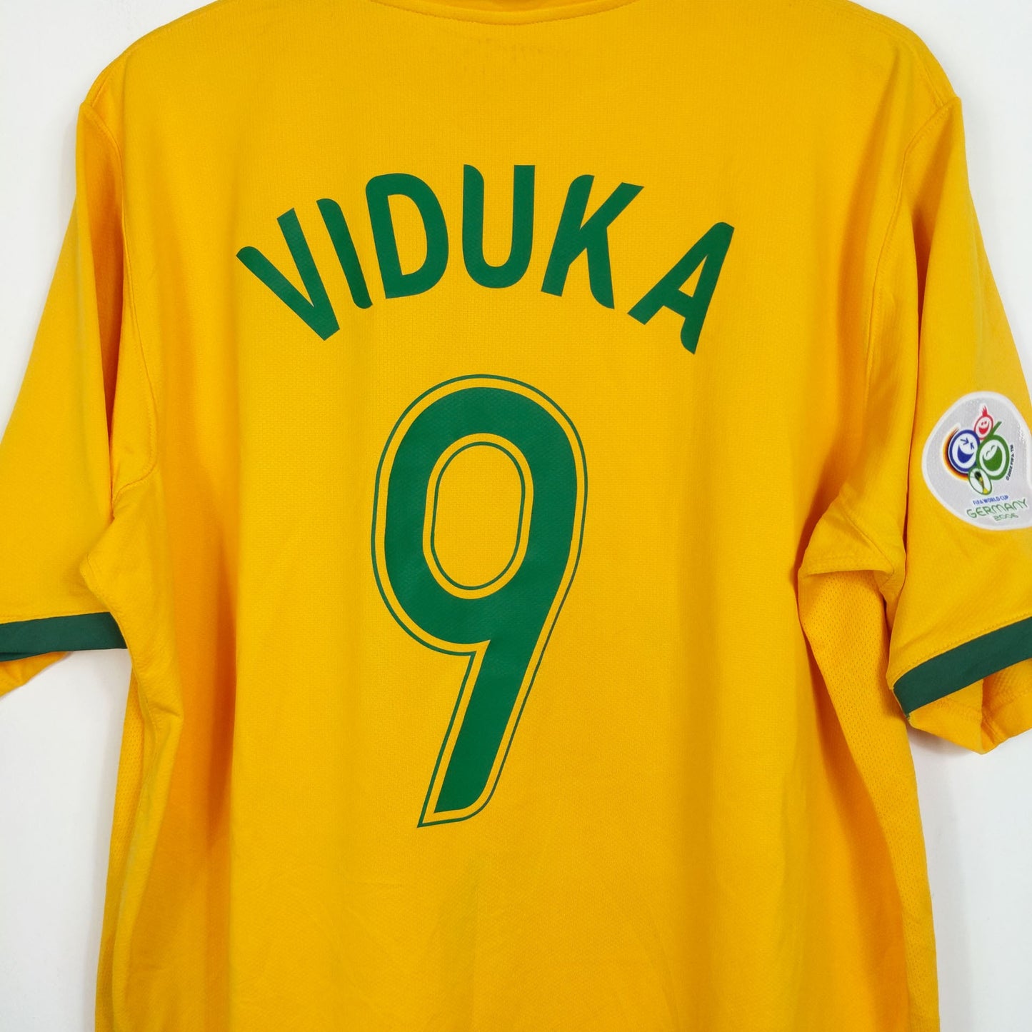 Original Australia 2006 Home - Viduka #9 Size XL