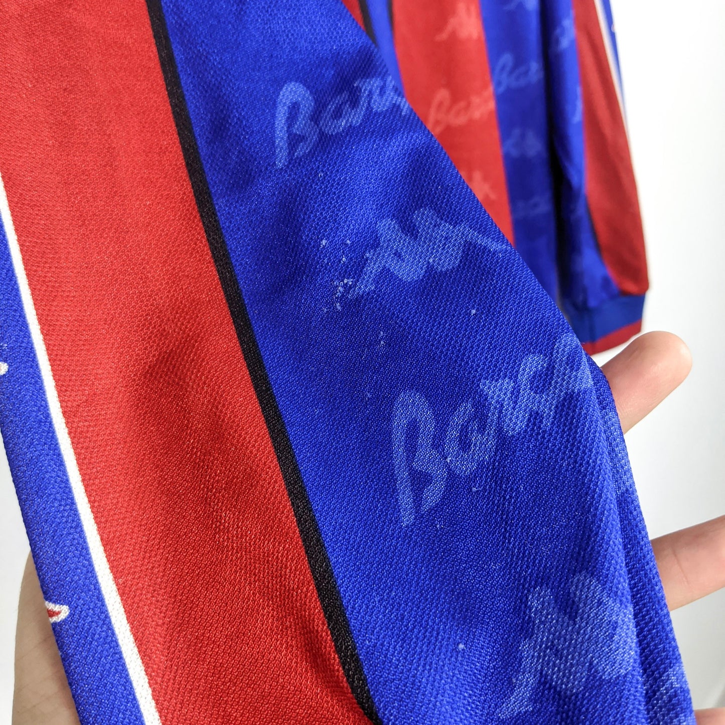 Original Barcelona 1996/97 Home - Ronaldo #9 Size M (Long Sleeve)