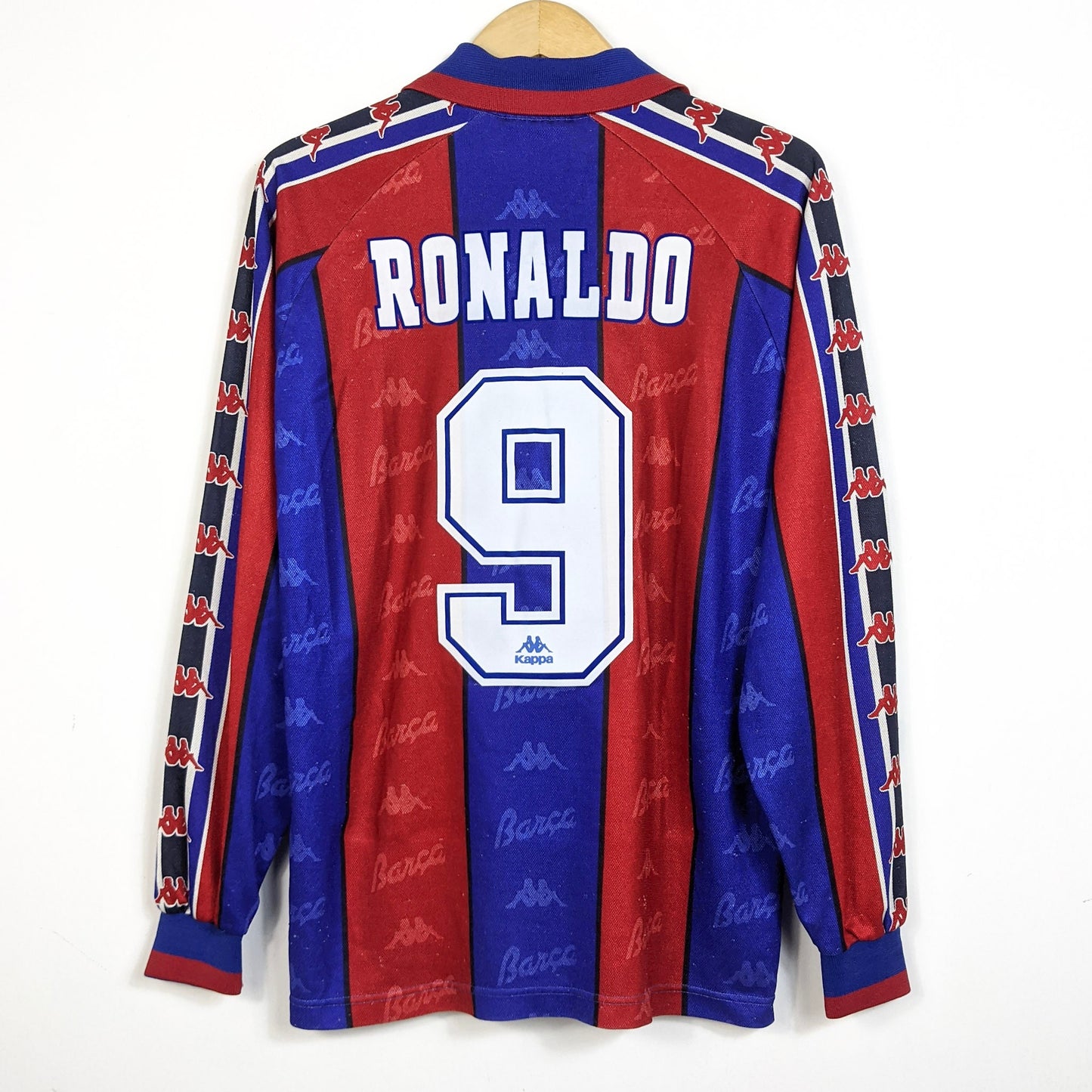 Original Barcelona 1996/97 Home - Ronaldo #9 Size M (Long Sleeve)