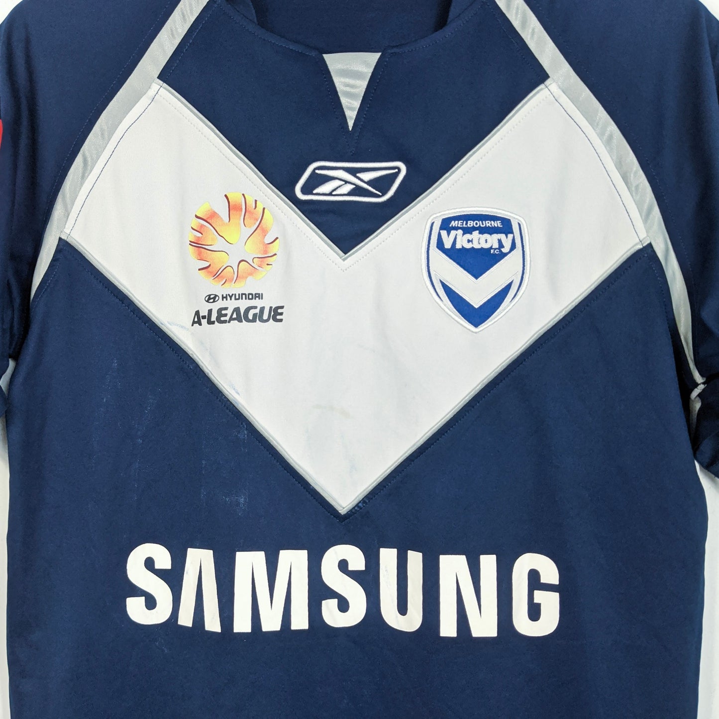 Original Melbourne Victory 2007/08 Home - Thompson #10 Size M