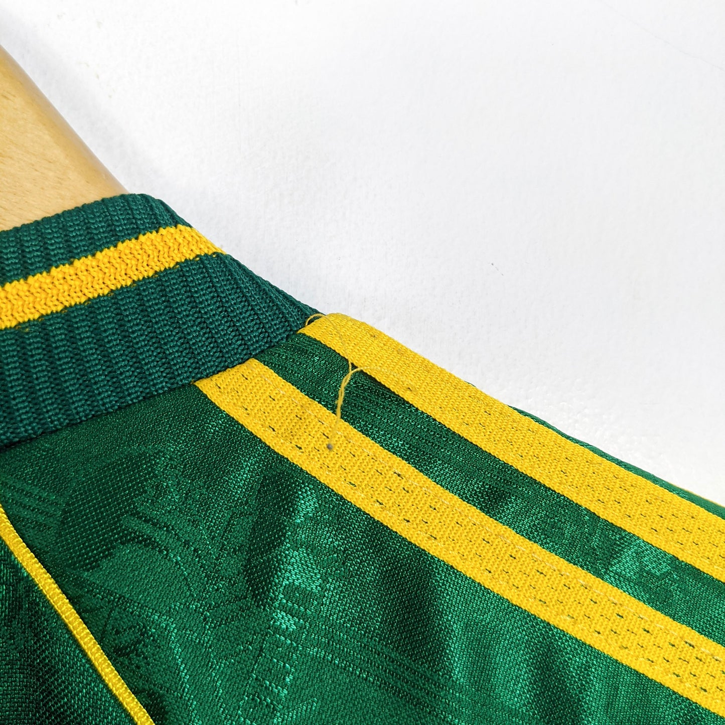 Original Australia 1998/00 Home - Viduka #9 Size M fit L