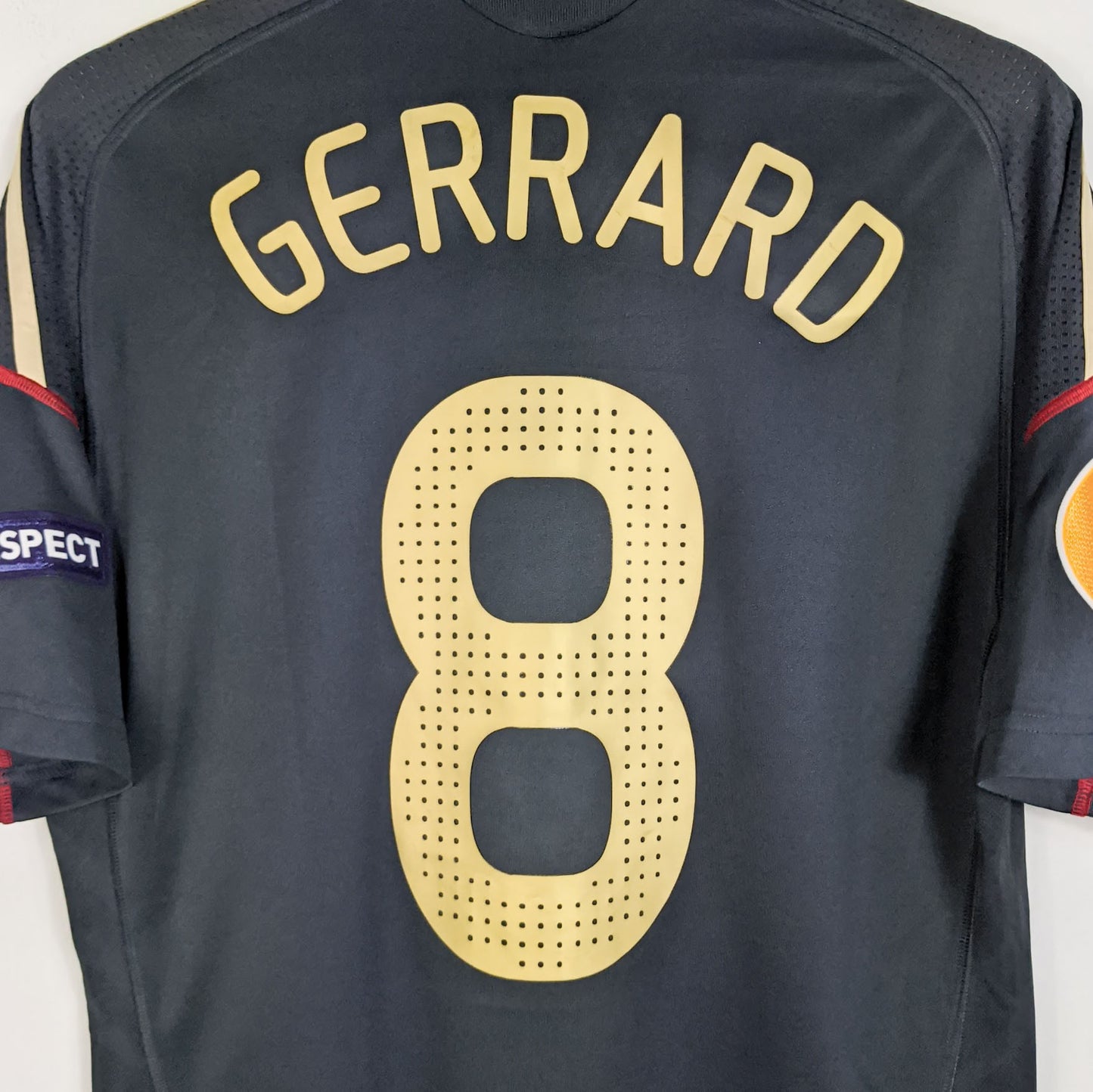 Original Liverpool 2009/10 Away - Gerrard #8 Size M