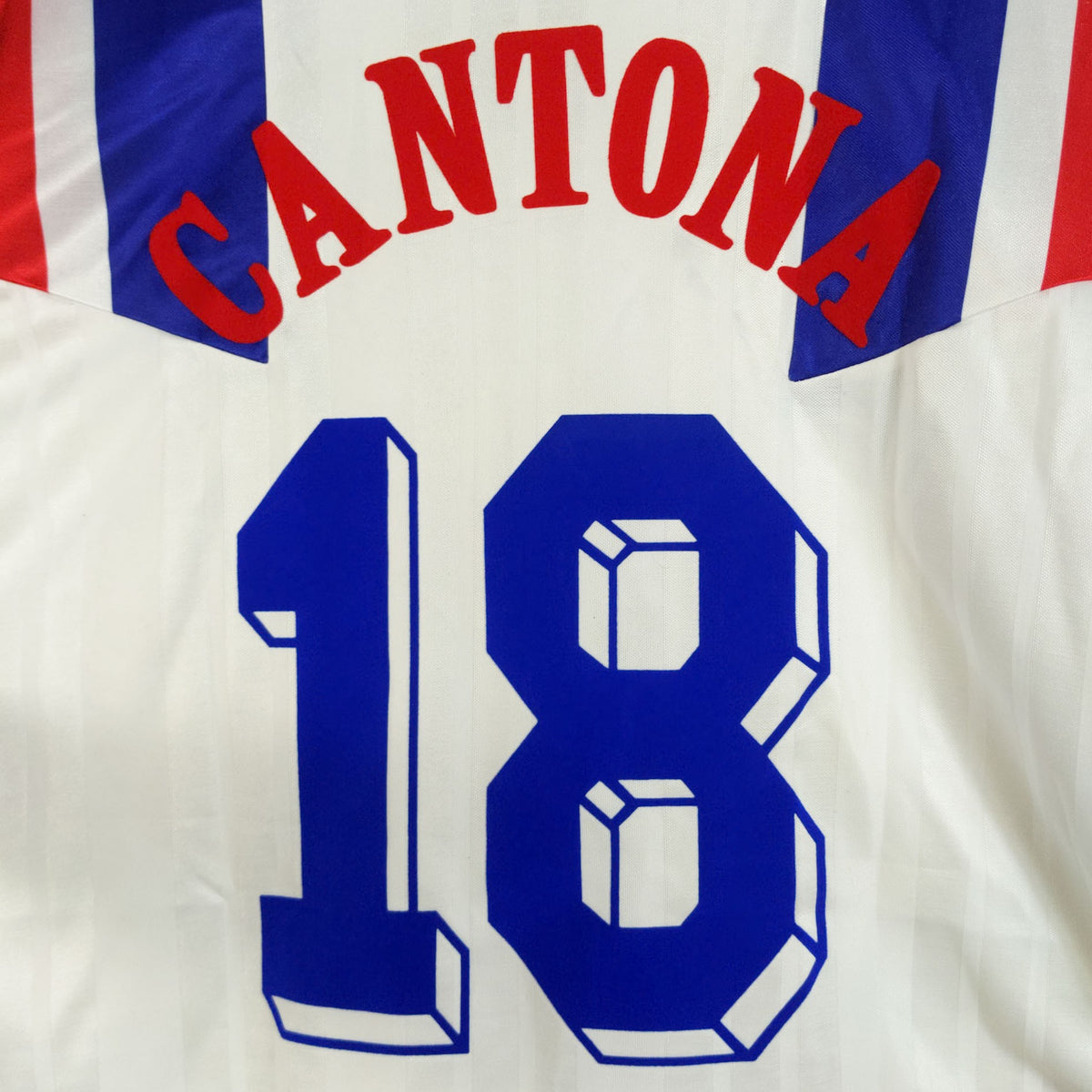 Original France 1992/94 Away - Cantona #18 Size L fit XL
