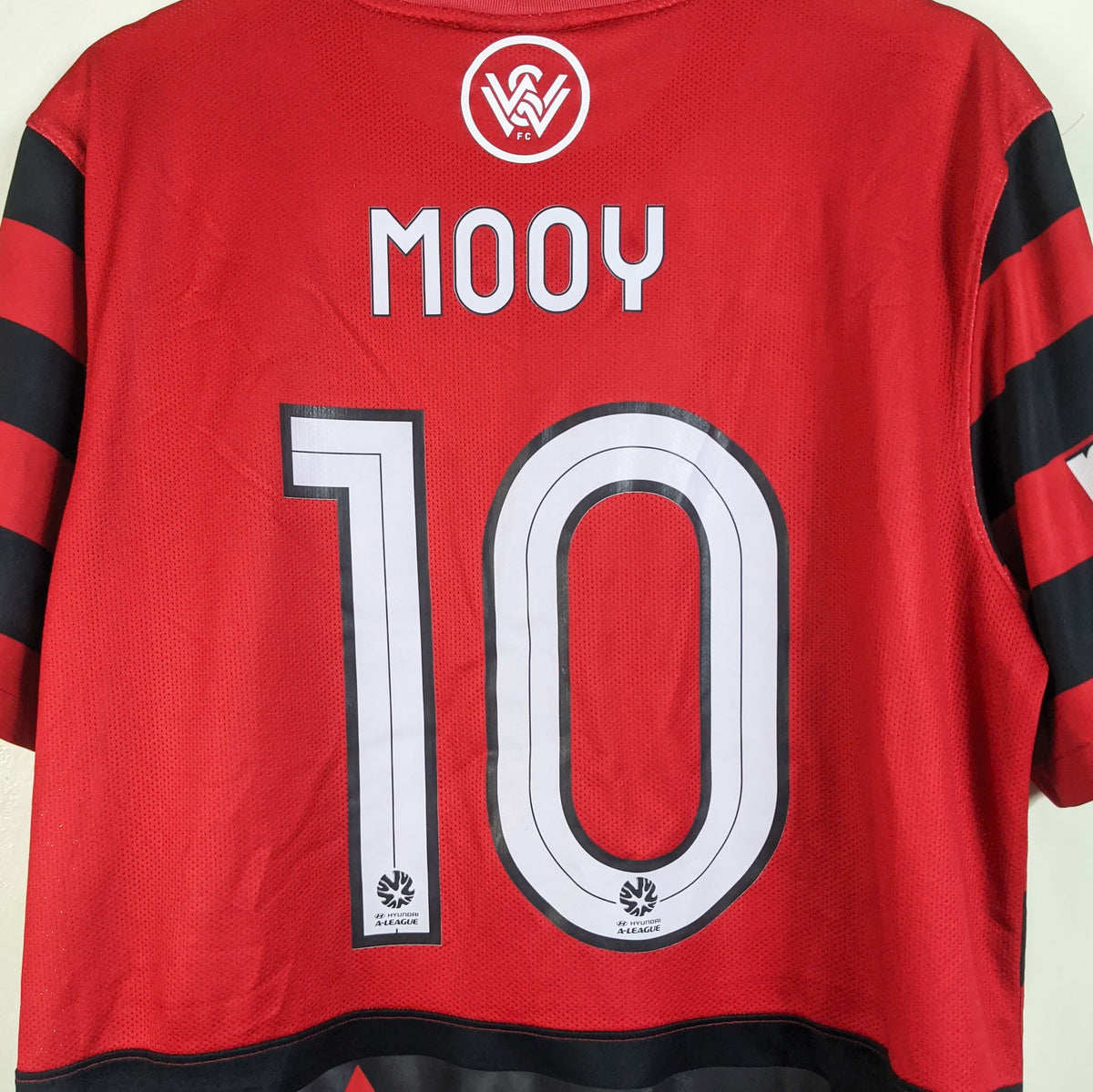 Original Western Sydney Wanderers 2014/15 Home - Mooy #10 Size XL