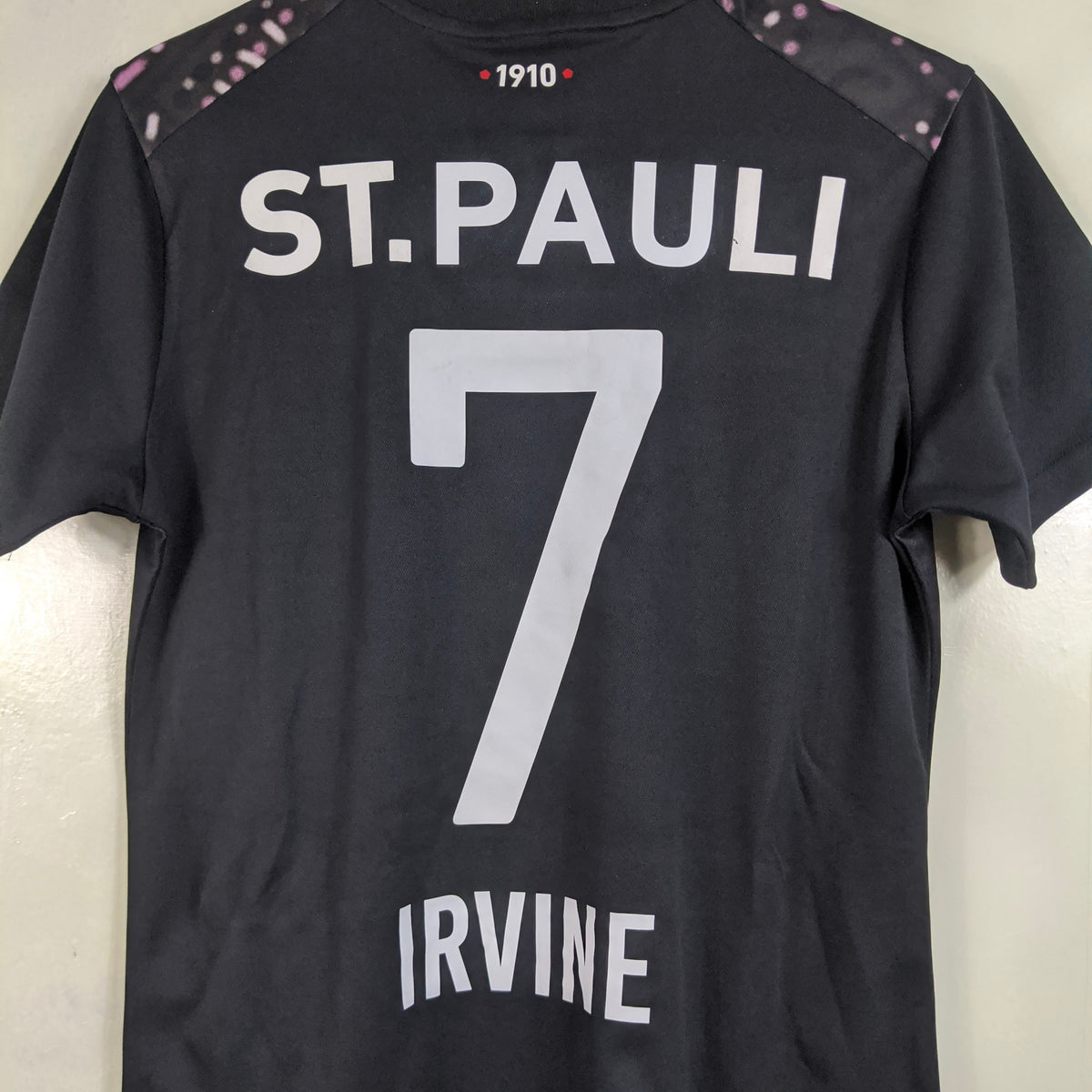 Original St.Pauli 2022/23 Third - Irvine #7 Size M fit S (Bnwt)
