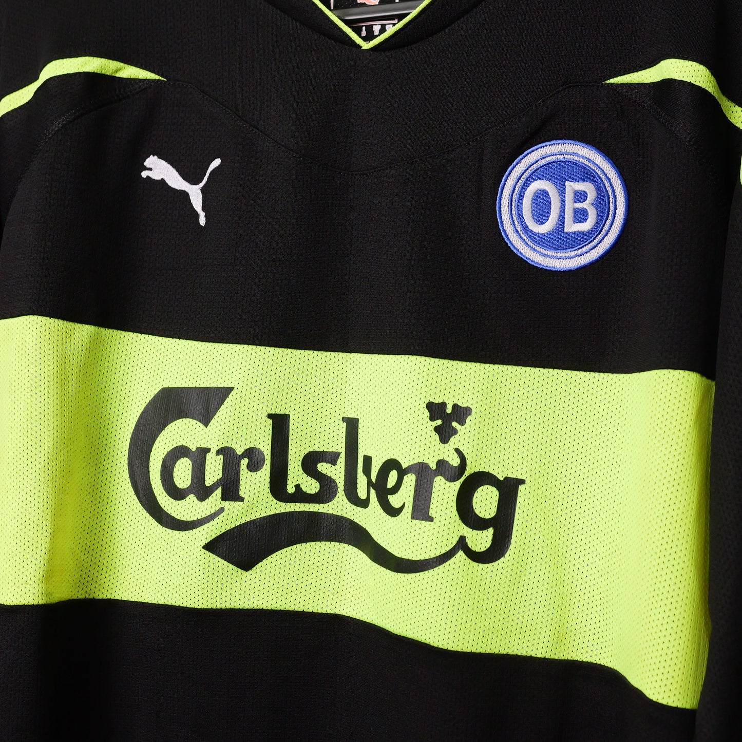 Authentic Odense Boldklub 2010/11 Away - Timmi Johansen #20 Size M (Matchworn) (LS)