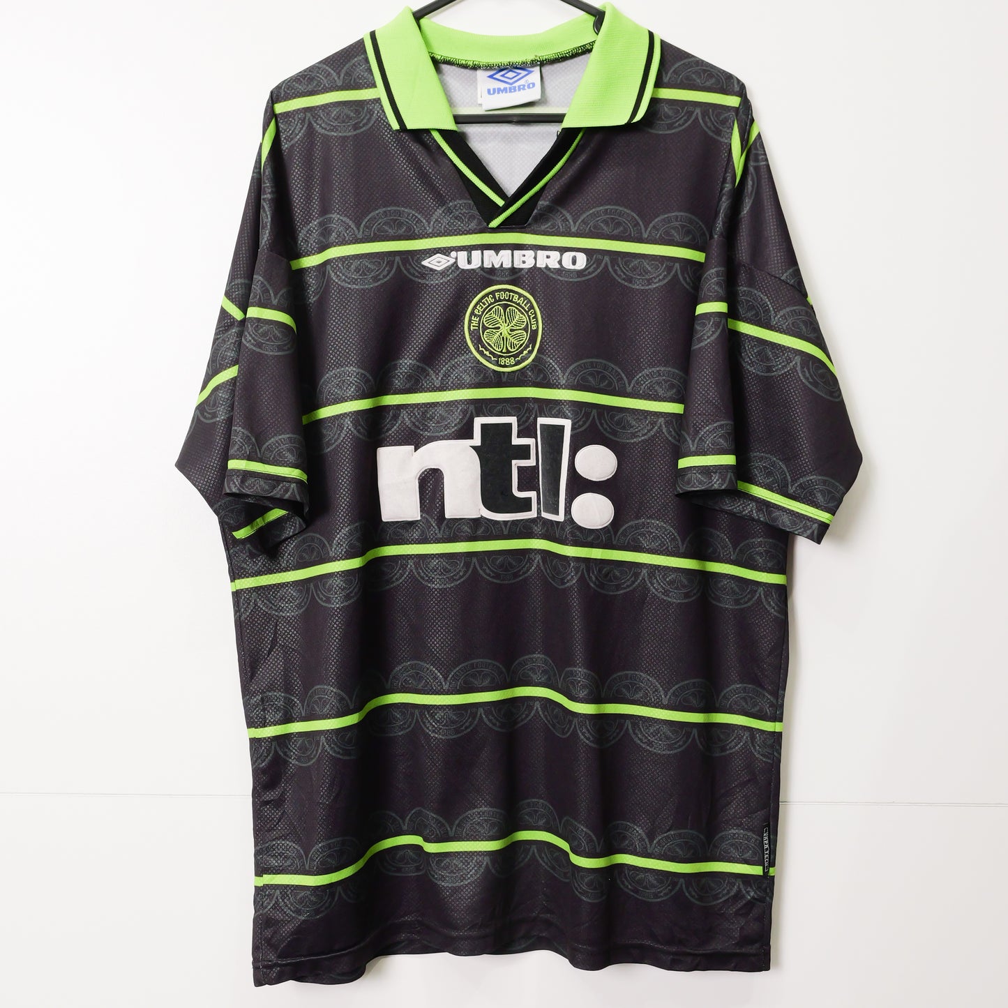 Authentic Celtic 1999/00 Away - Viduka #36 Size L