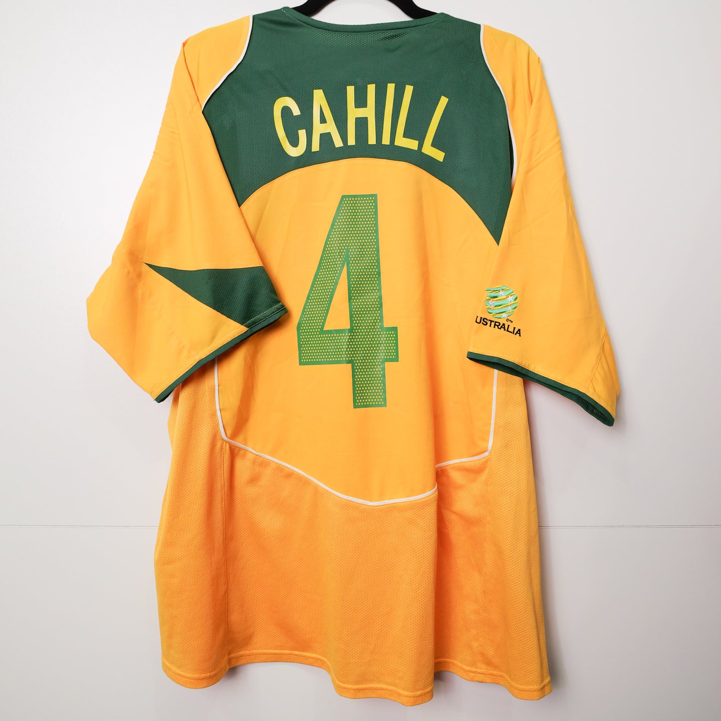 Authentic Australia 2004 Home - Cahill #4 Size L fit XL