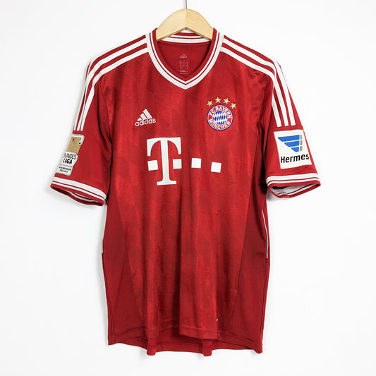 Authentic Bayern Munchen 2013/2014 Home - Lahm #21 Size M