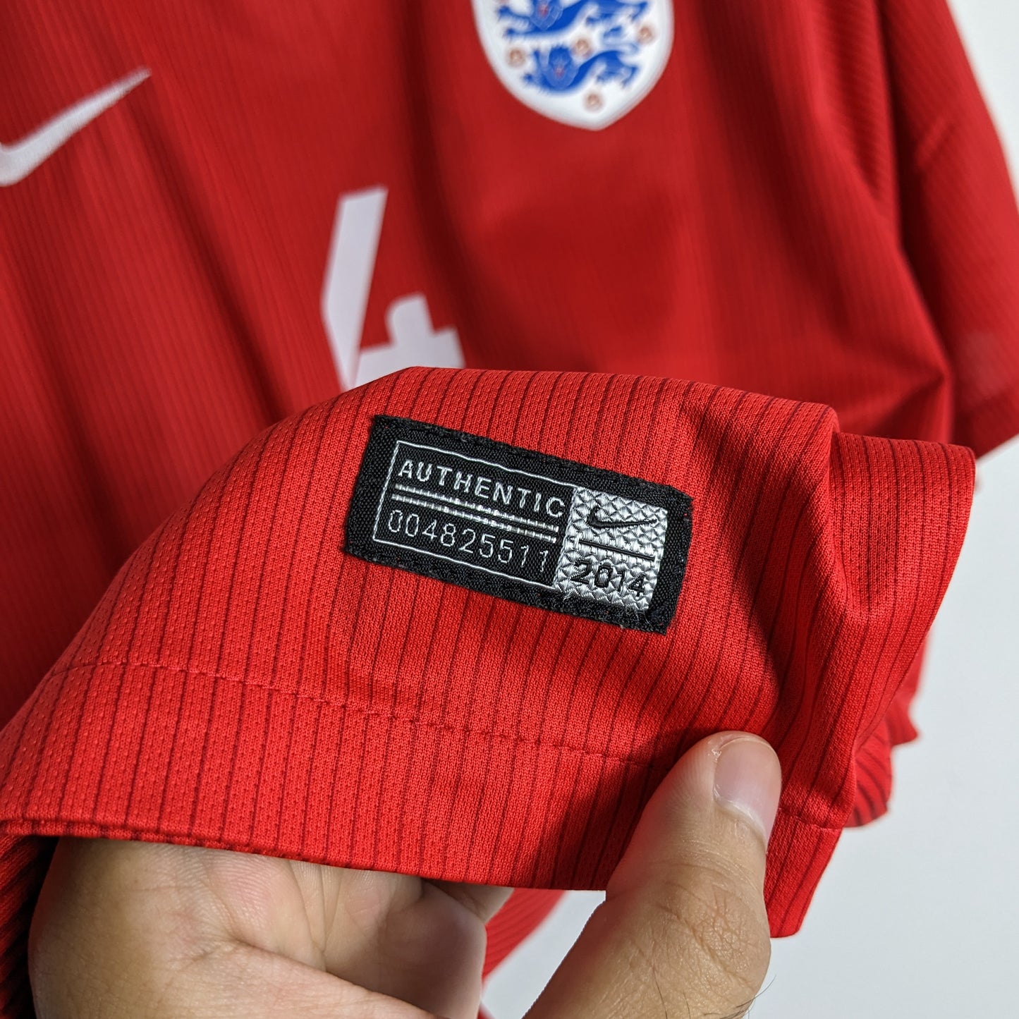 Authentic England 2014 Away - Gerrard #8 Size XL
