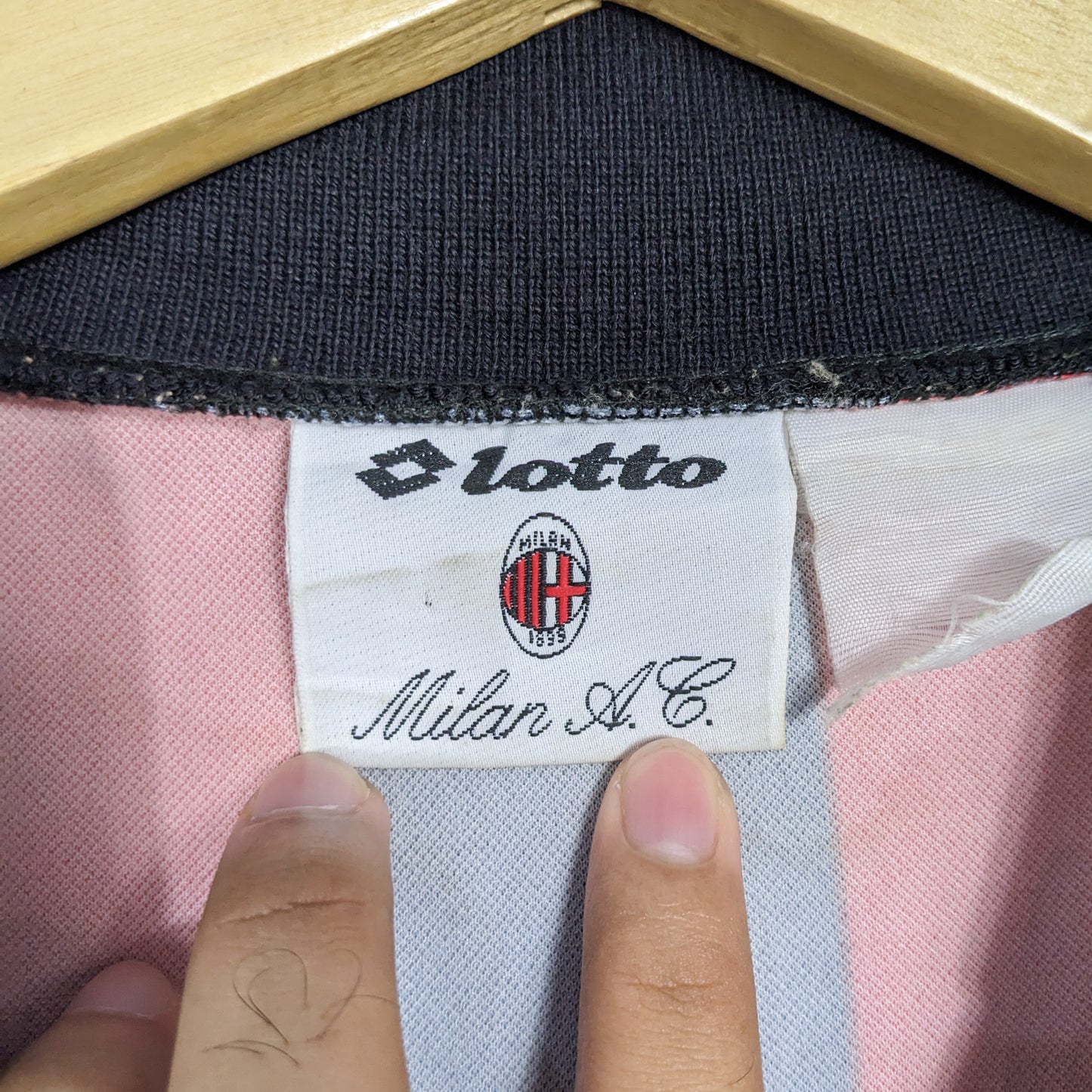 Authentic AC Milan 1995/1996 Home with Signatured - Baresi #6 Size L