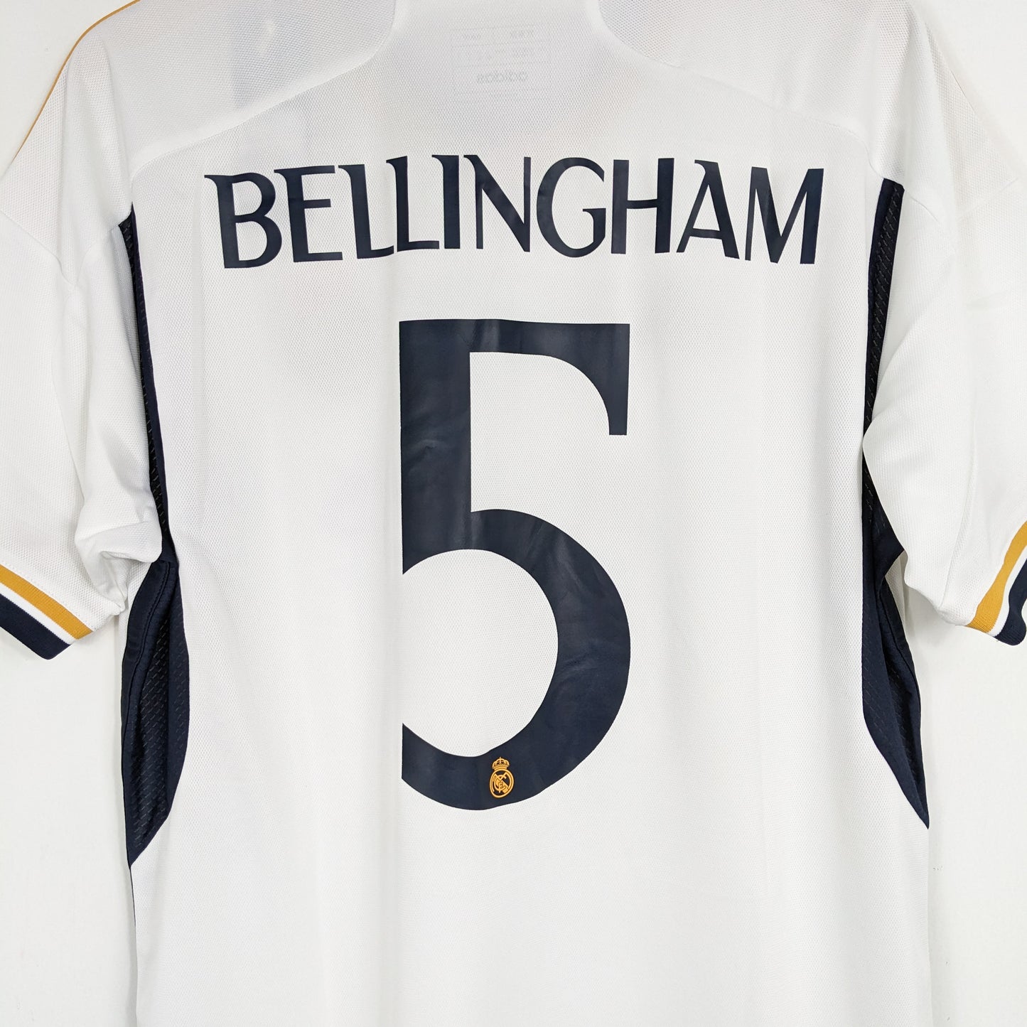 Authentic Real Madrid 2023/2024 Home - Bellingham #5 Size XL (Bnwt)