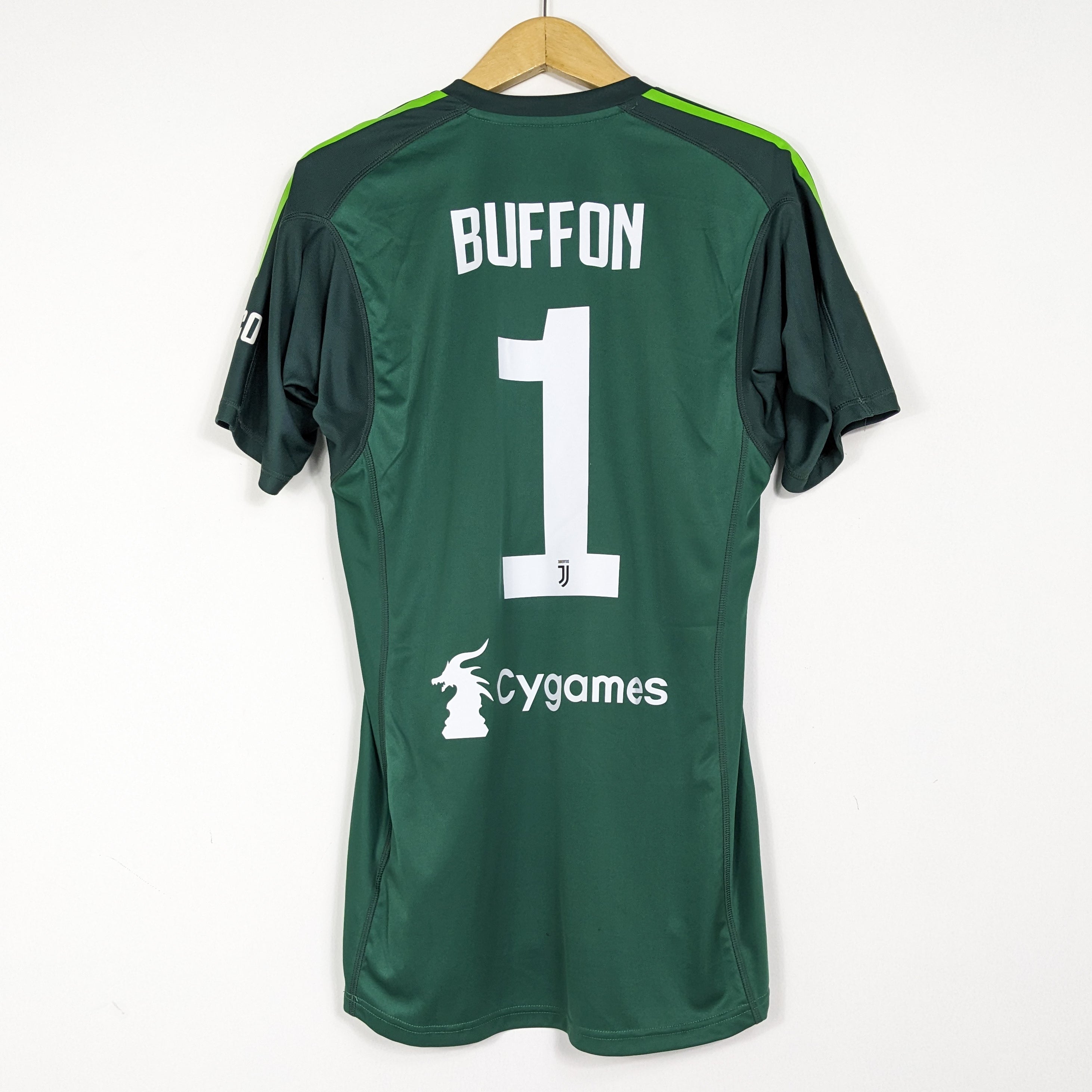 Authentic Juventus 2018/2019 GK - Buffon #1 Size M (With tags ...