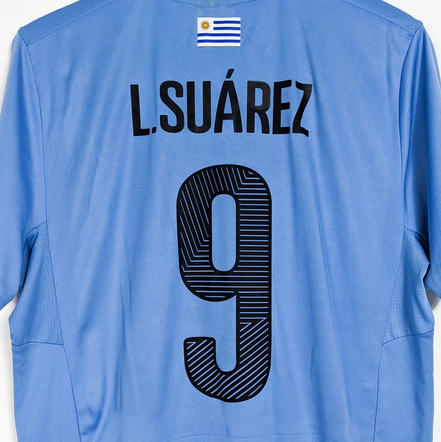 Authentic Uruguay 2014 Home - L. Suarez #9 Size L