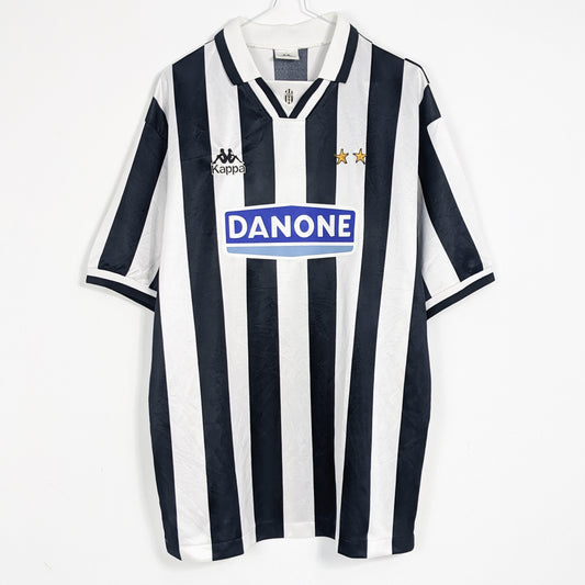 Authentic Juventus 1994/1995 Home - Baggio #10 Size L (With short) (Jaspo)