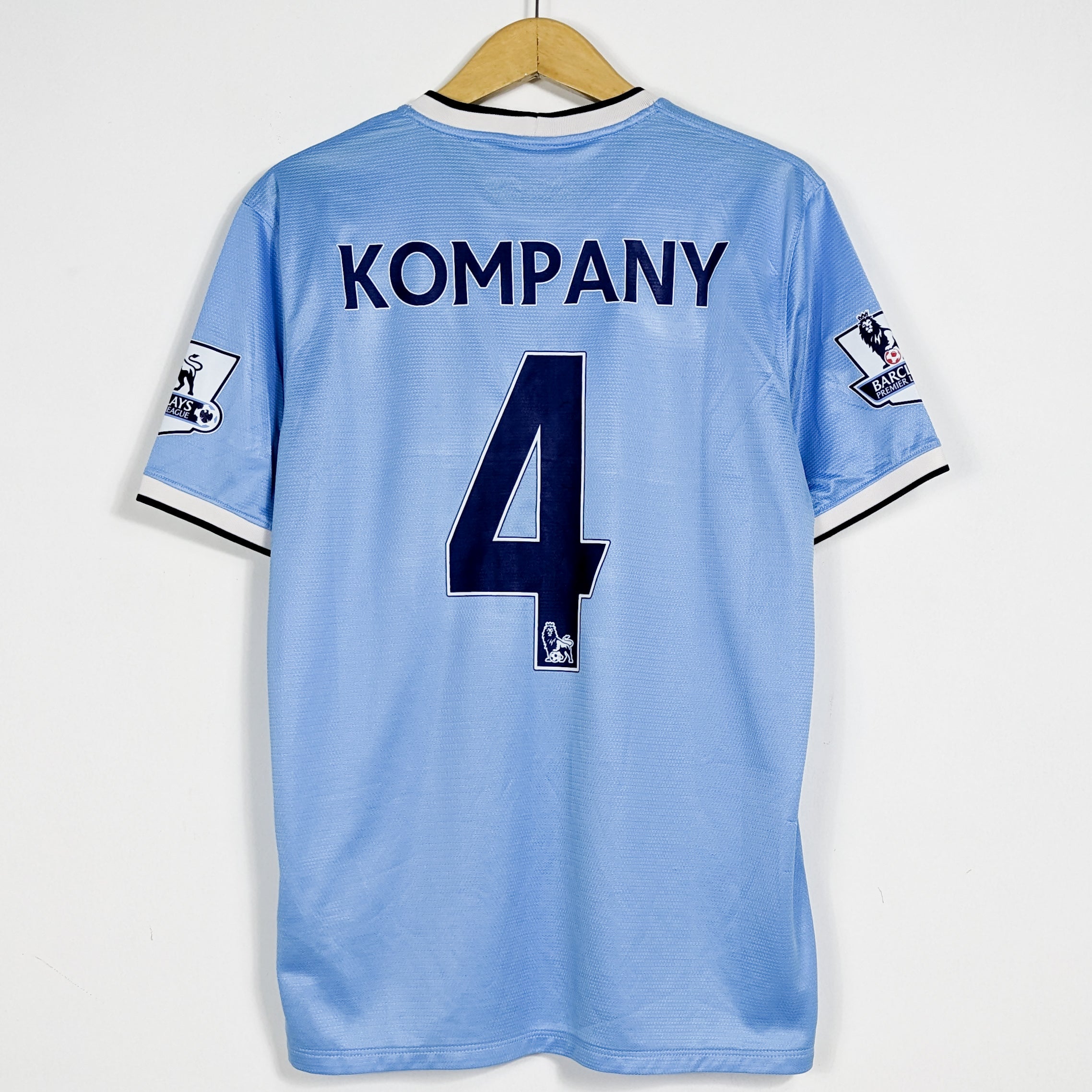 Authentic Manchester City 2013/2014 Home - Kompany #4 Size M ...