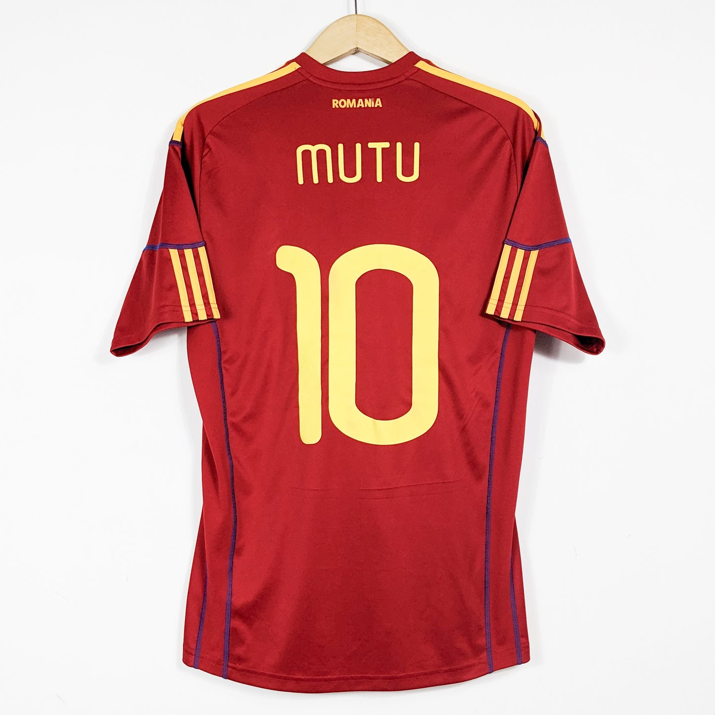 Authentic Romania 2010 Away - Mutu #10 Size M