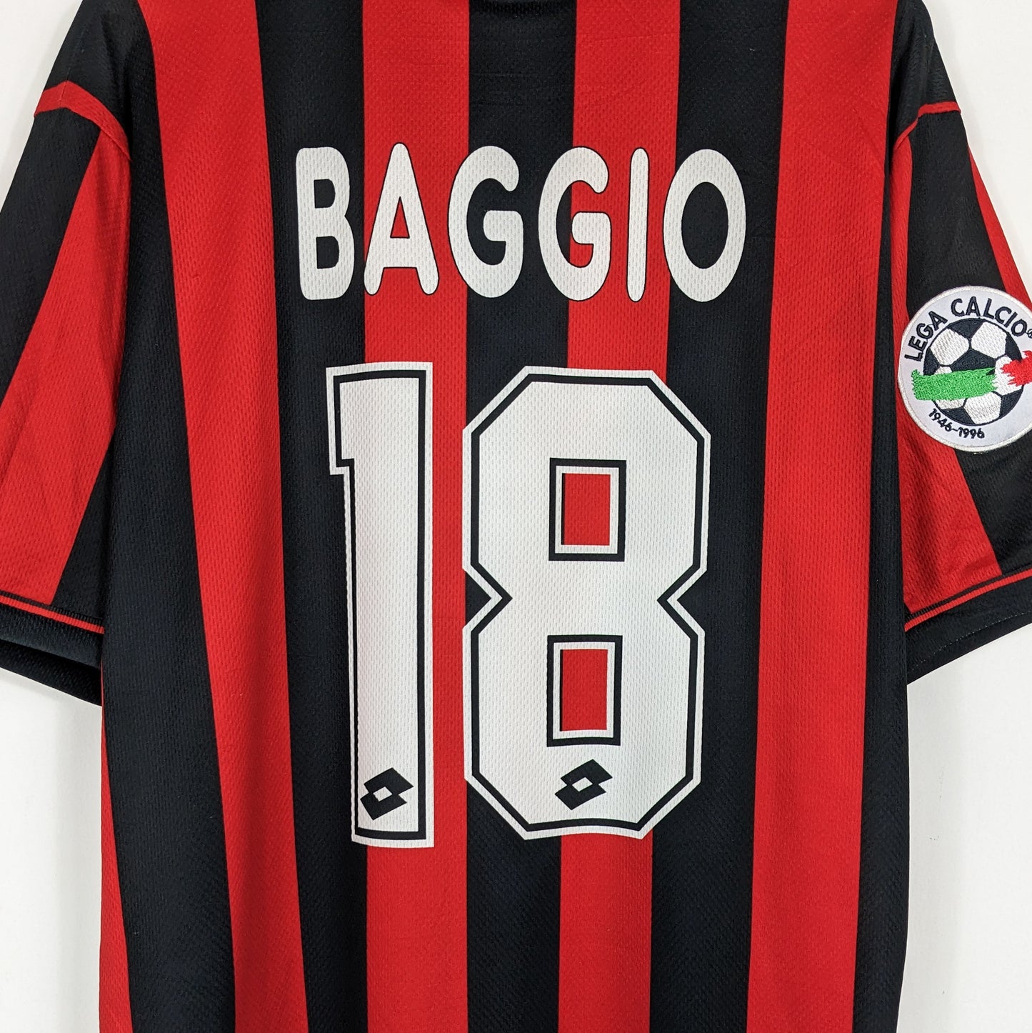 Authentic AC Milan 1996/1997 Home - Baggio #18 Size L