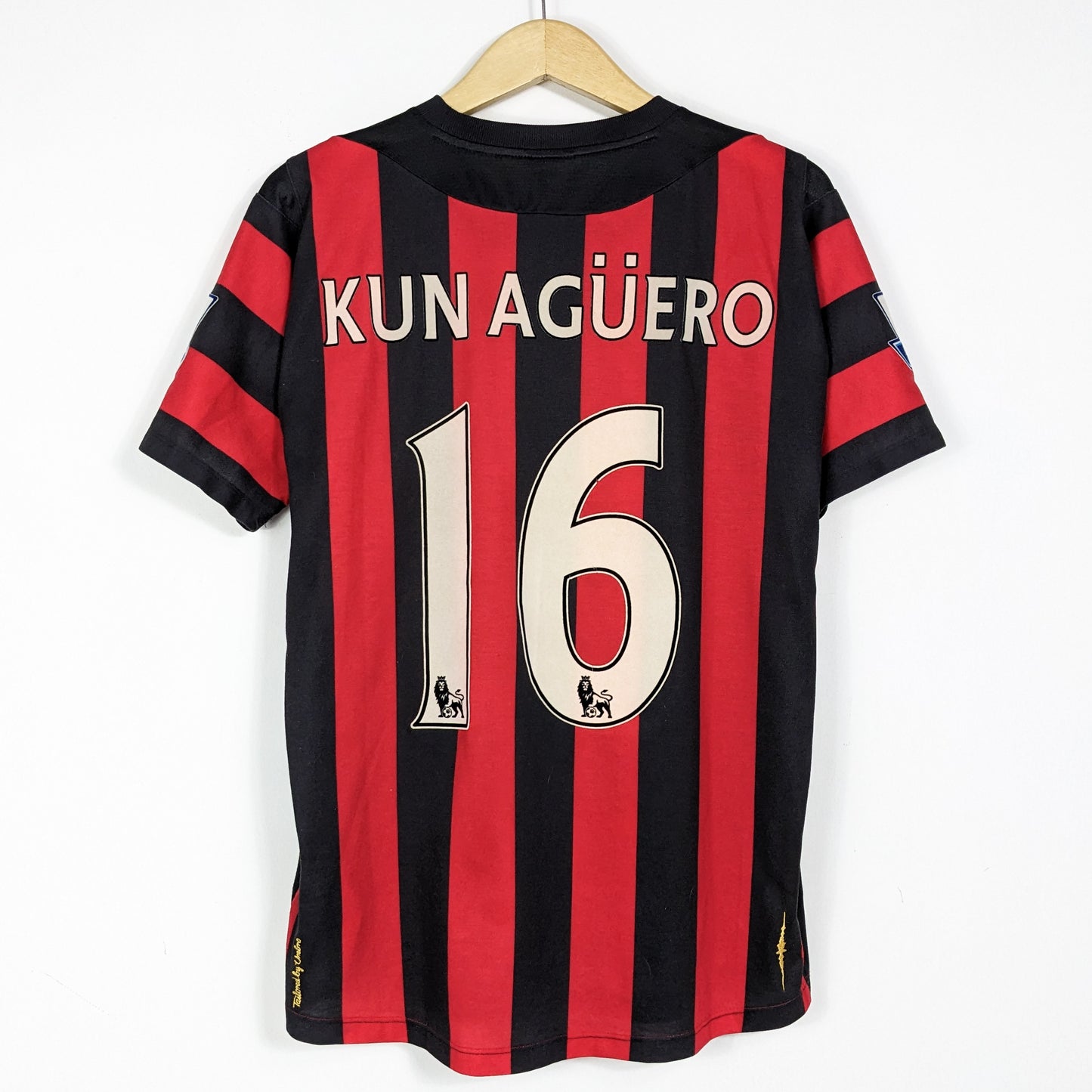 Authentic Manchester City 2011/2012 Away - Kun Aguero #16 Size M