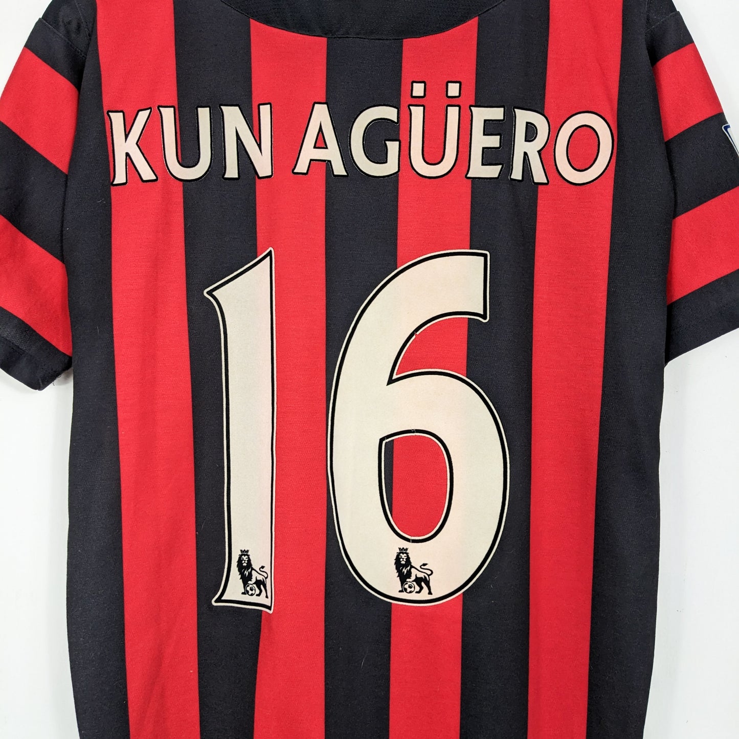 Authentic Manchester City 2011/2012 Away - Kun Aguero #16 Size M