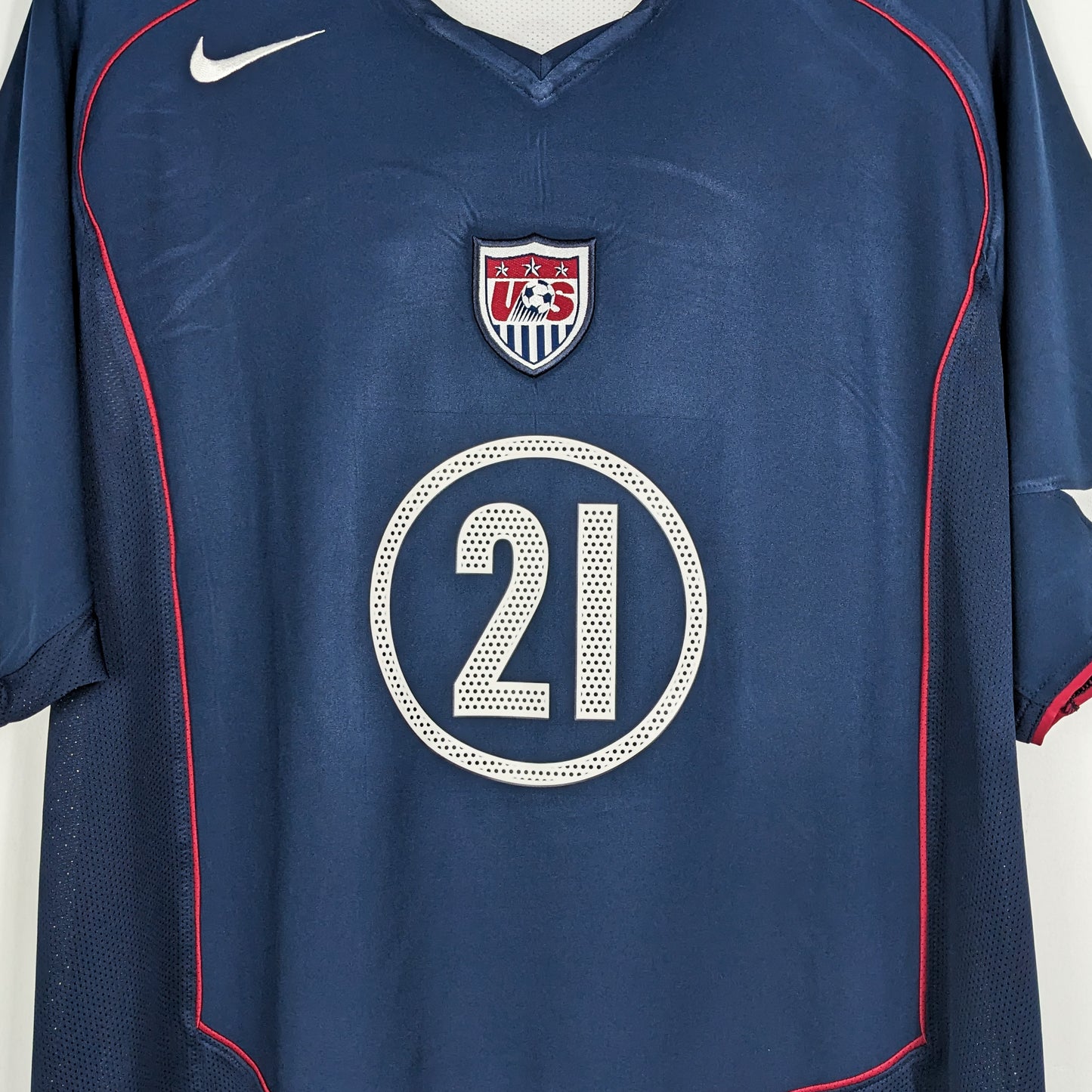 Authentic USA 2004/2005 Away - Donovan #21 Size L