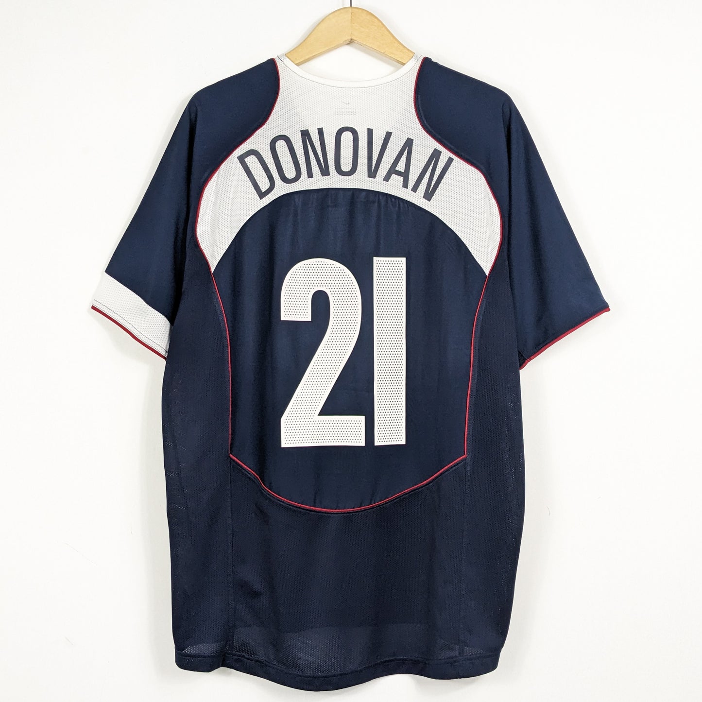 Authentic USA 2004/2005 Away - Donovan #21 Size L