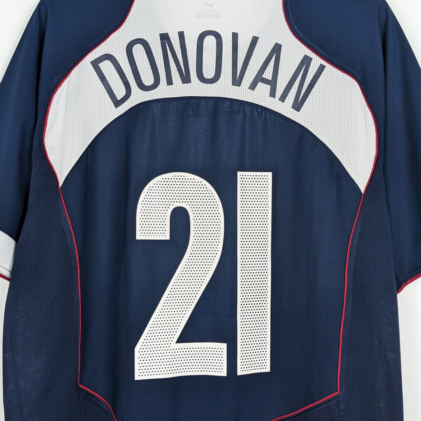 Authentic USA 2004/2005 Away - Donovan #21 Size L