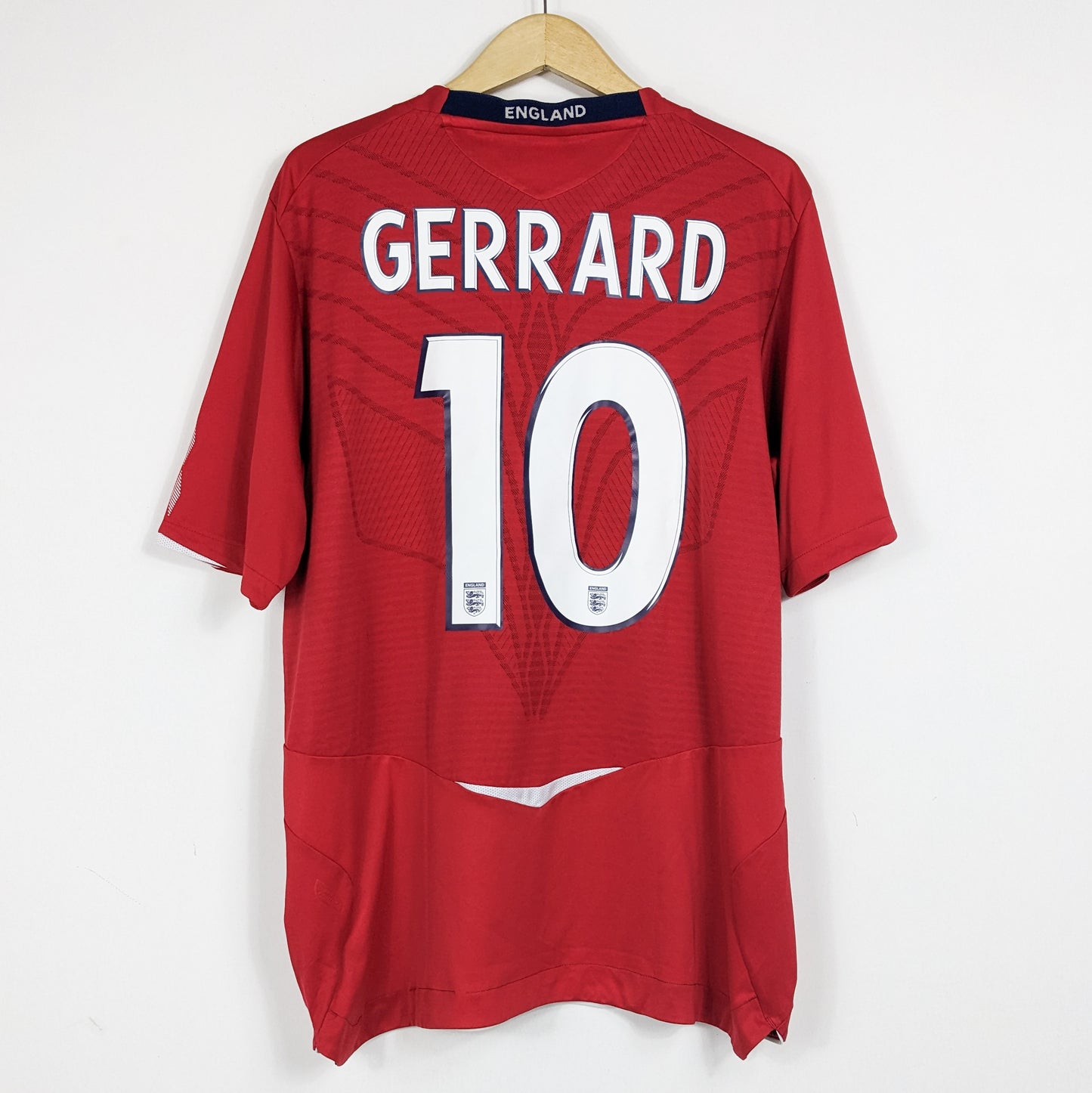 Authentic England 2008 Away - Gerrard #10 Size XL