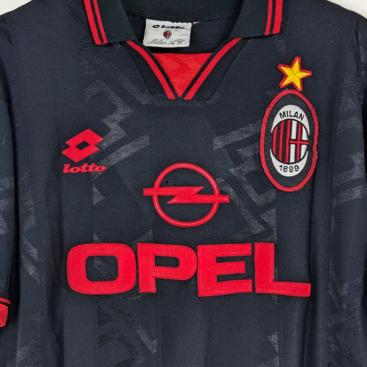 Authentic AC Milan 1996/1997 Third - Baggio #18 Size M