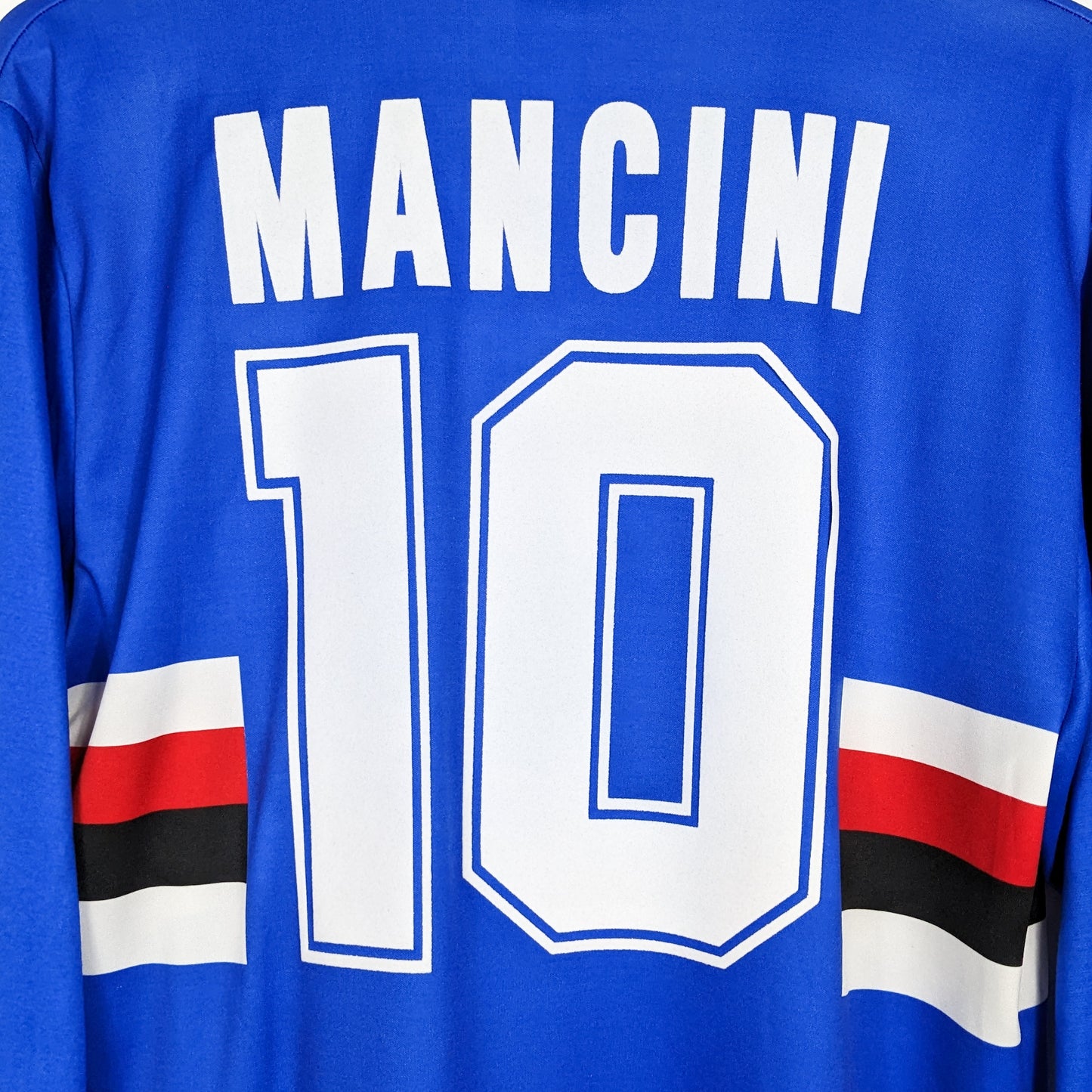 Authentic Sampdoria 1991/1992 Home - Mancini #10 Size L (Long Sleeve)