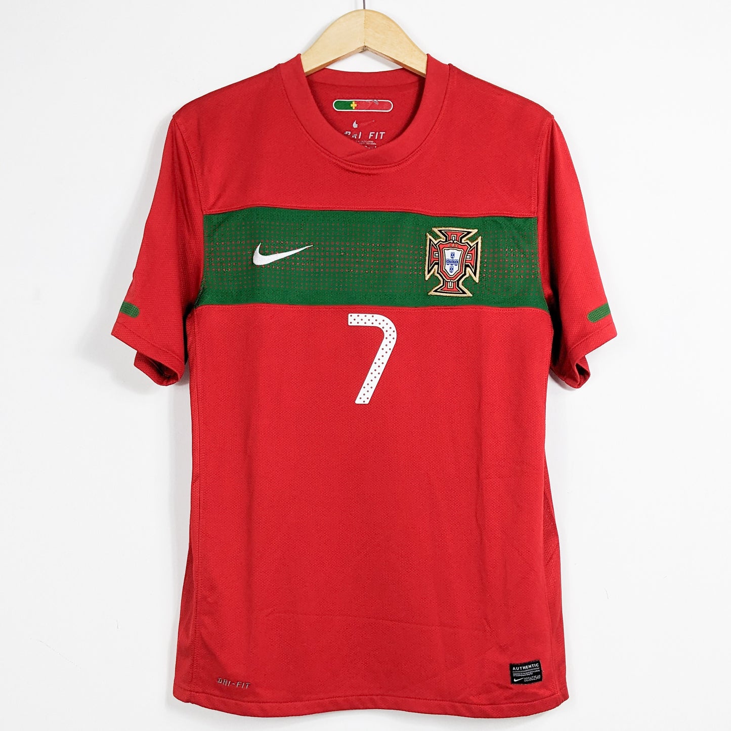 Authentic Portugal 2010/2011 Home - Ronaldo #7 Size M (World Cup)