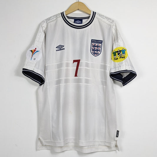 Authentic England 2000 Home - Beckham #7 Size XXL (Euro)