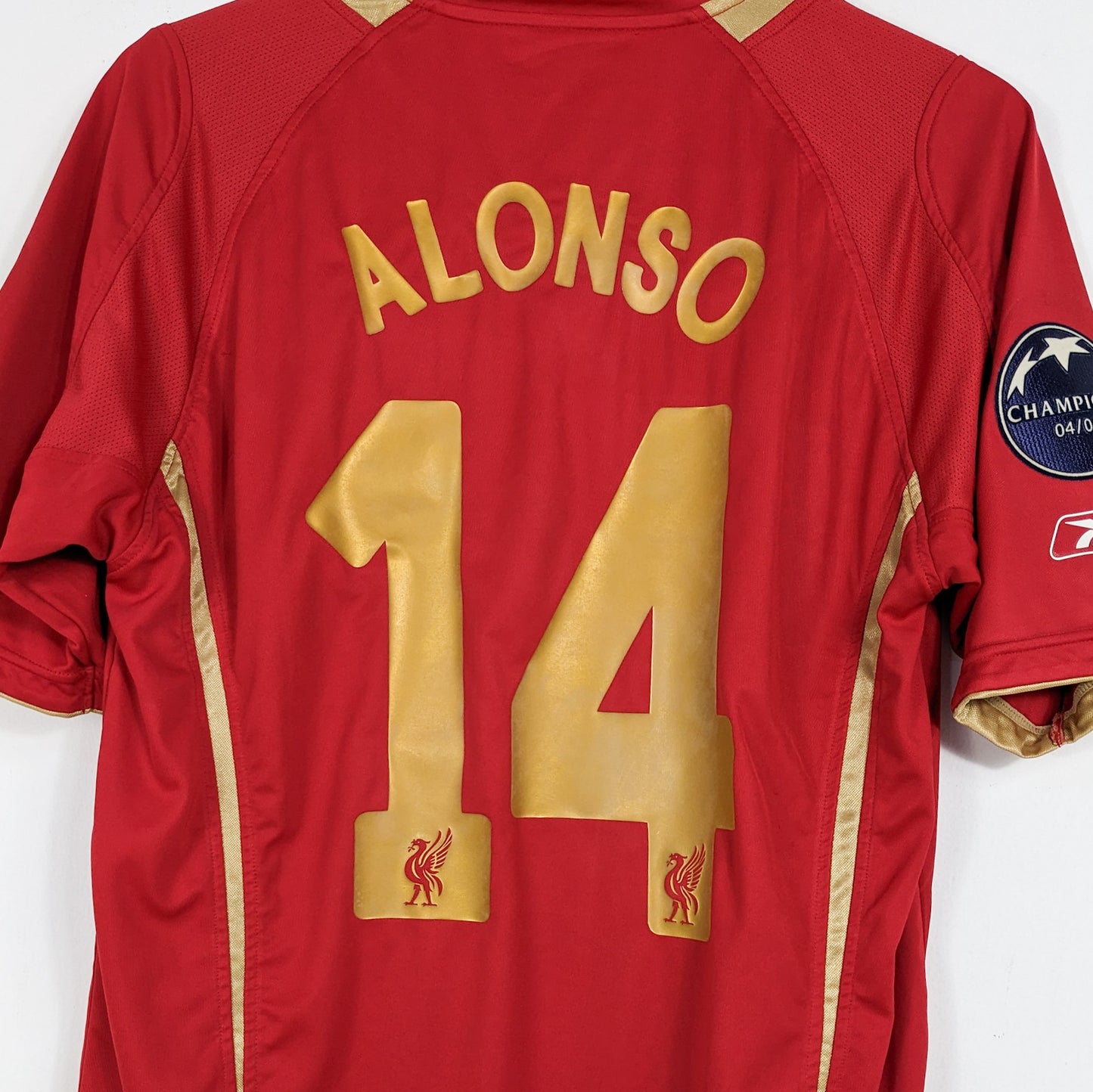 Authentic Liverpool 2005/06 Home - Alonso #14 Size M (UCL)