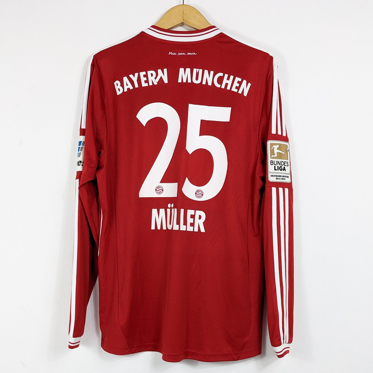 Authentic Bayern Munchen 2013/14 Home - Muller #25 Size L (Long Sleeve)