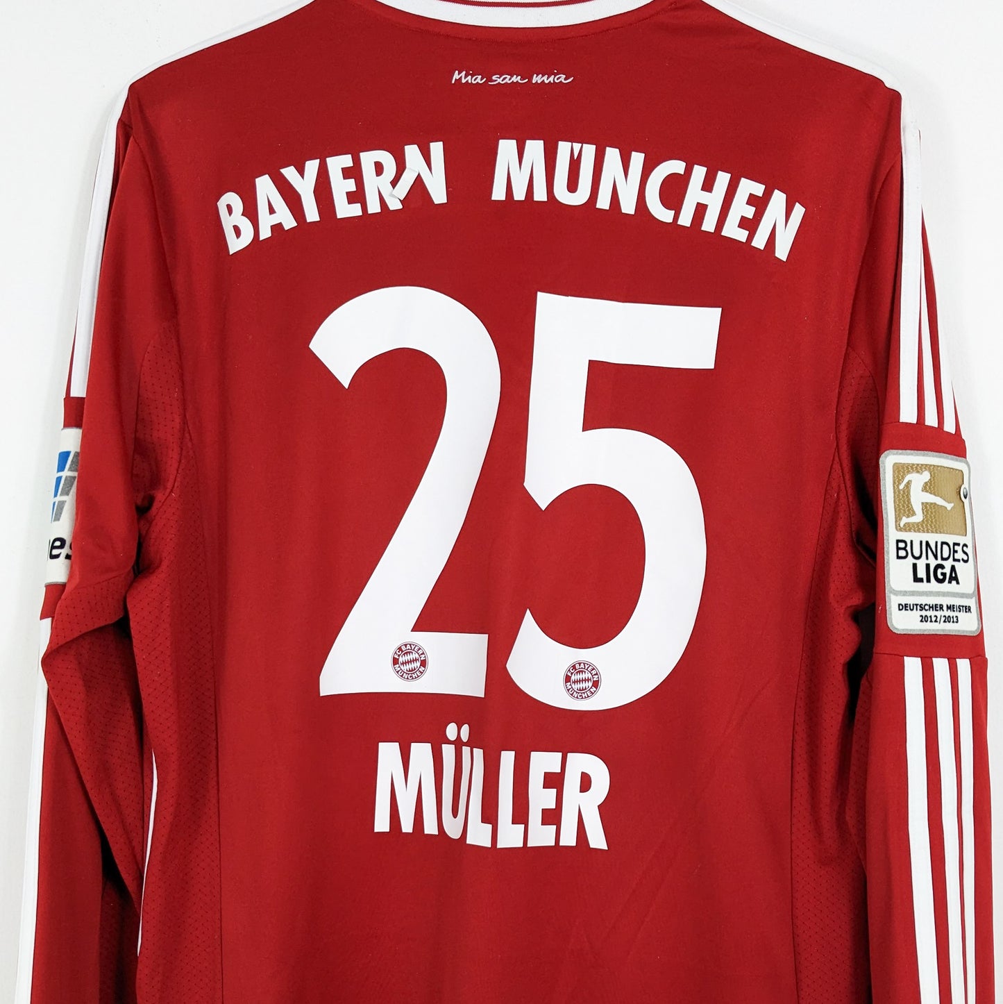 Authentic Bayern Munchen 2013/14 Home - Muller #25 Size L (Long Sleeve)