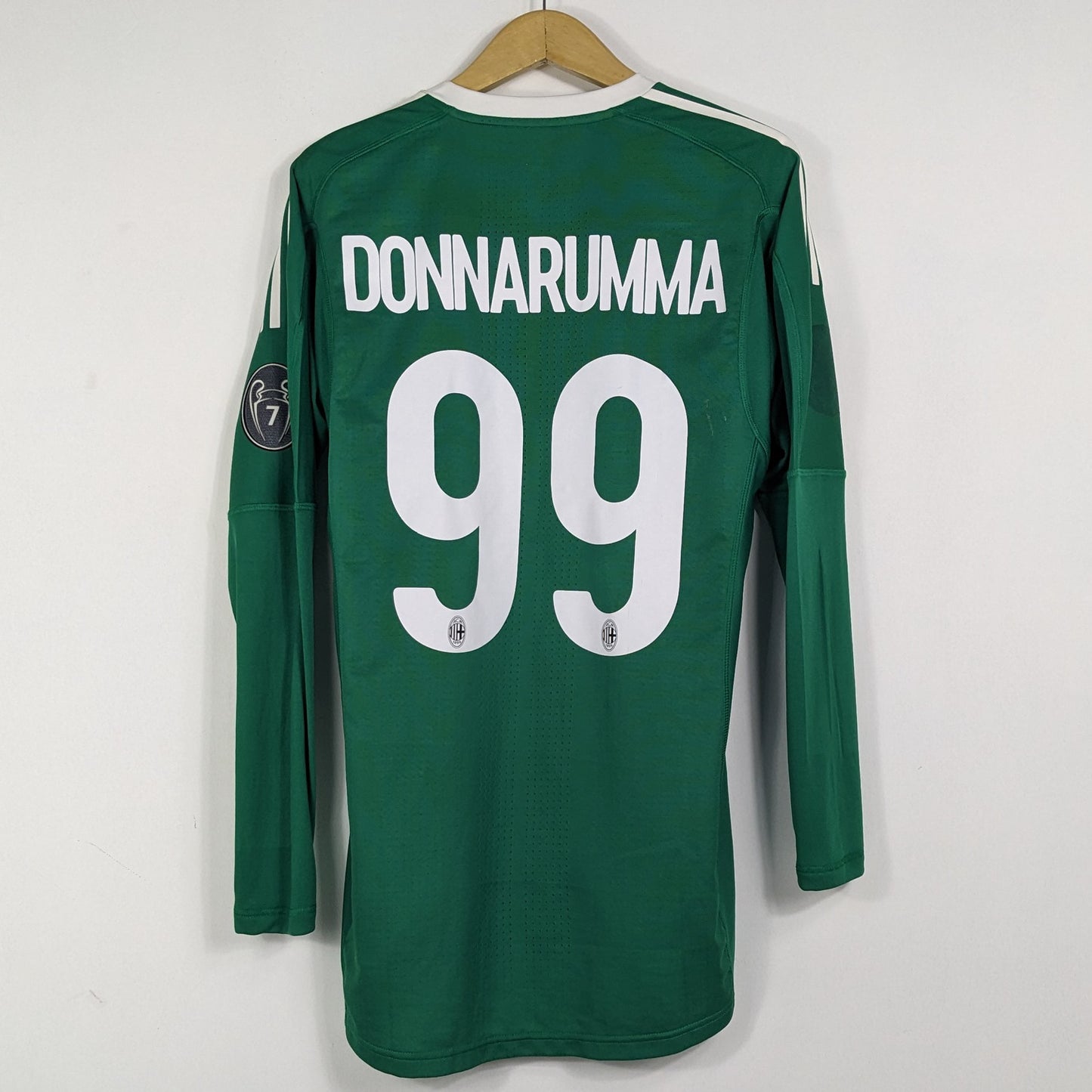 Authentic AC Milan 2017/2018 GK - Donnarumma #99 Size M (Player Issue) (Long Sleeve)