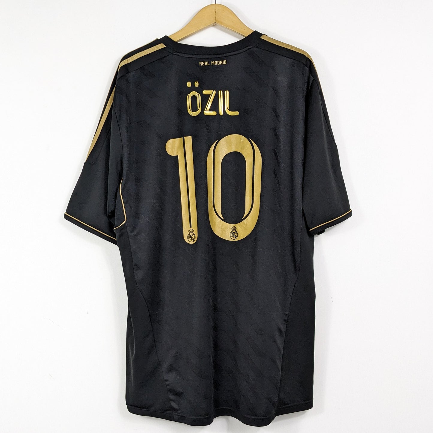 Authentic Real Madrid 2011-12 Away - Ozil #10 Size XXL