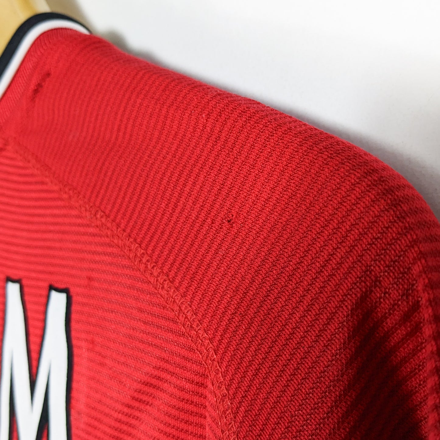 Authentic Manchester United 2000-02 Home  - Stam #6 Size M/L