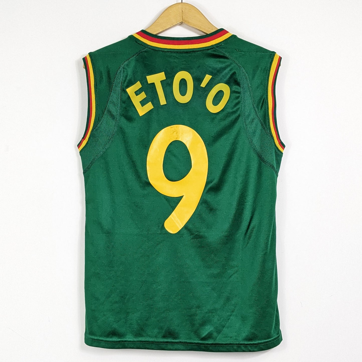 Authentic Cameroon 2002/03 Home - Eto'o #9 Size S