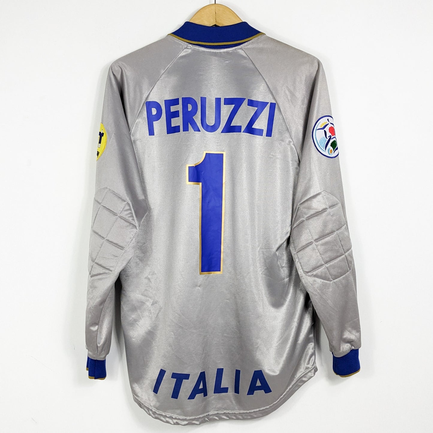 Authentic Italy 1996/97 GK - Peruzzi #1 Size S (Long sleeve)