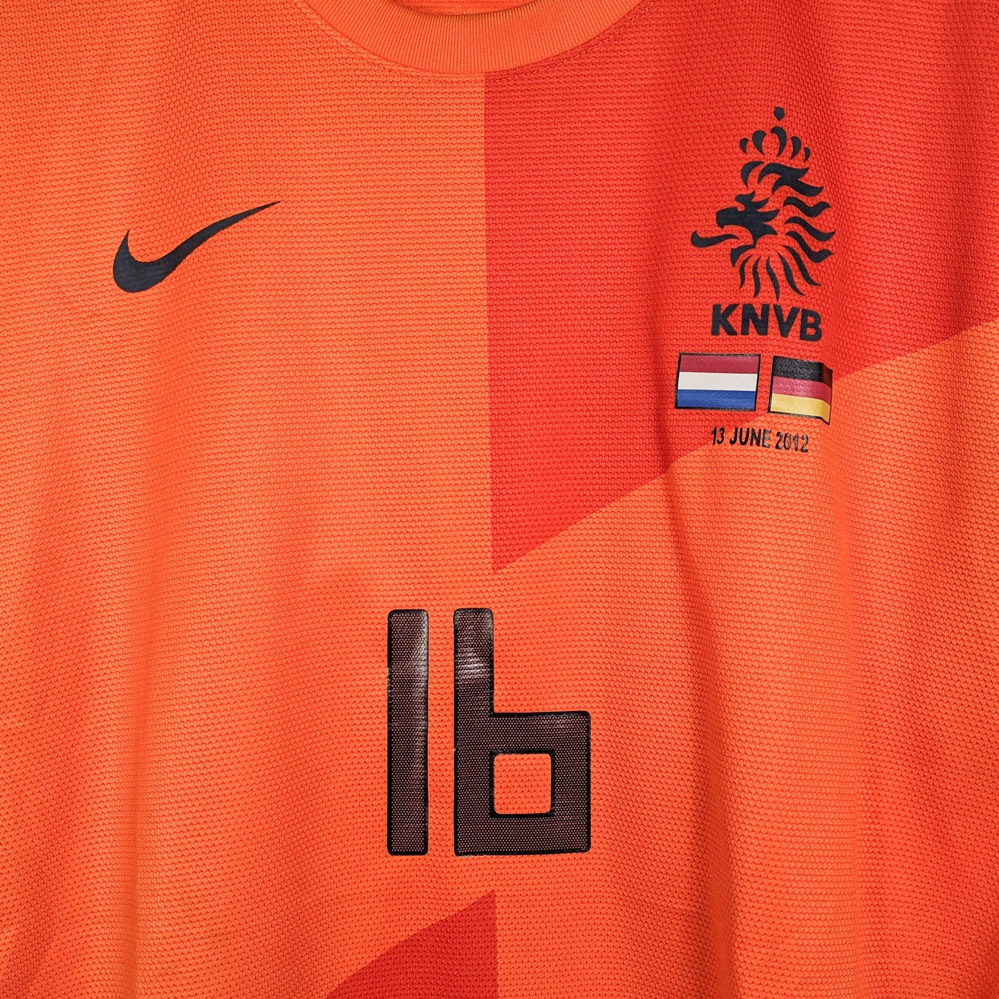 Authentic Netherland 2012 Home - V.Persie #16 Size XL (Mdt)