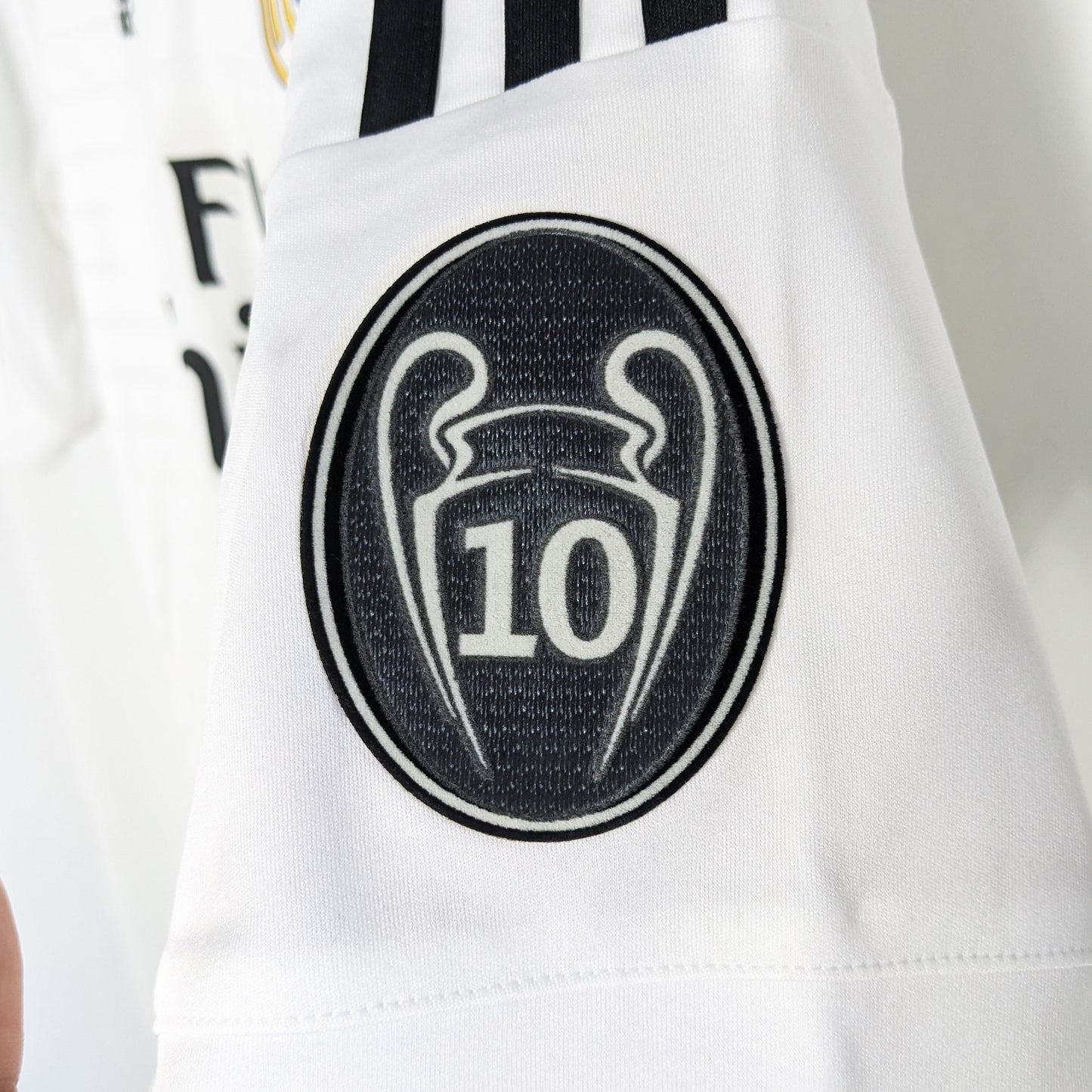 Authentic Real Madrid 2014/15 Home - Ronaldo #7 Size M (UCL)