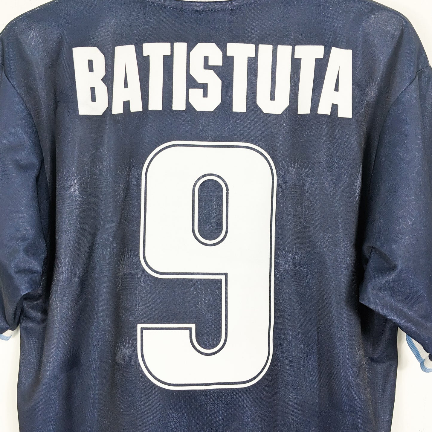 Authentic Argentina 1999/00 Away - Batistuta #9 Size M