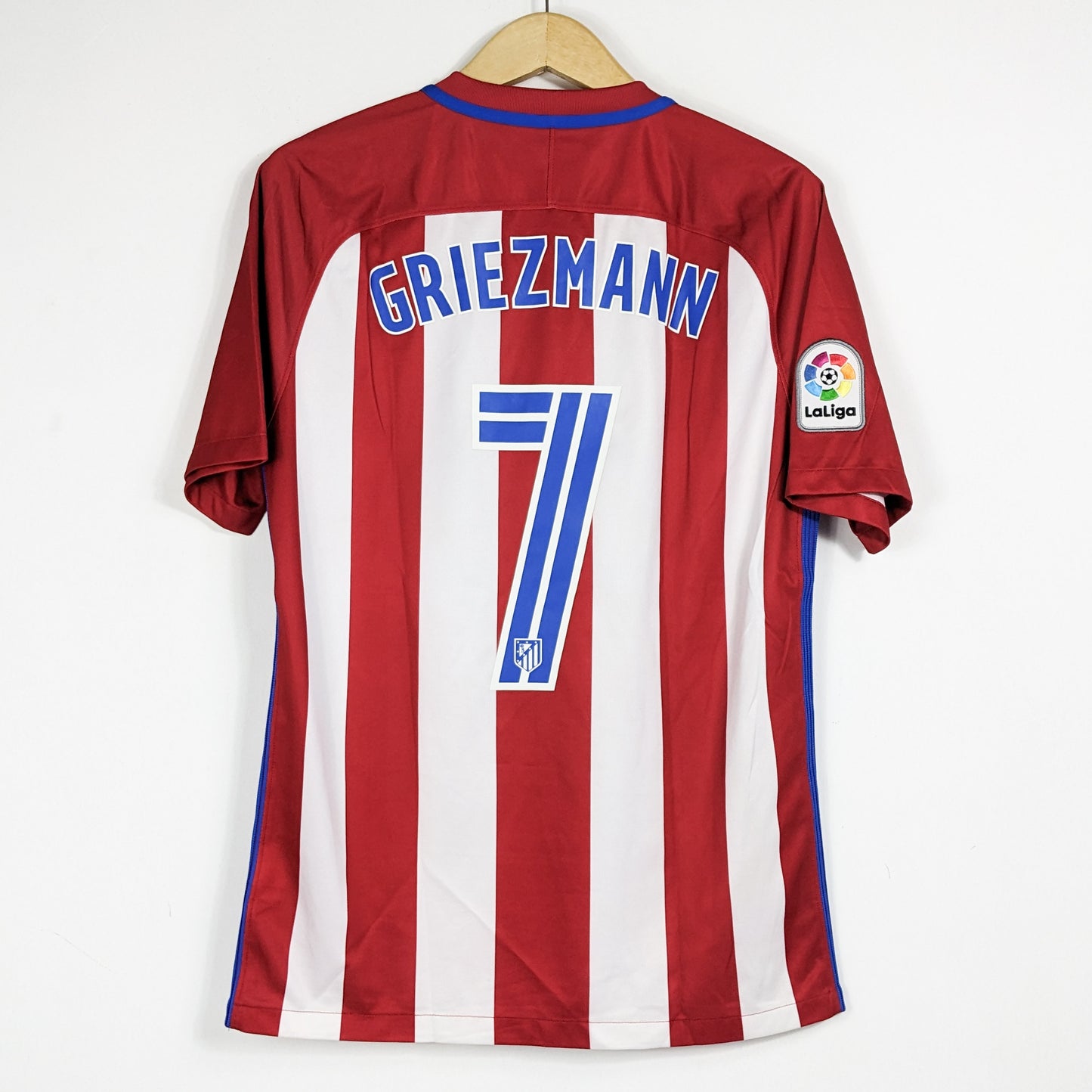 Authentic Atletico Madrid 2016/17 Home - Griezmann #7 Size M