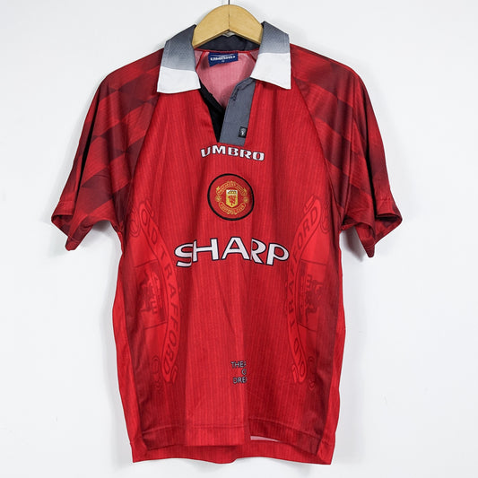 Authentic Manchester United 1996/98 Home - Keane #16 Size S (Australia Market)