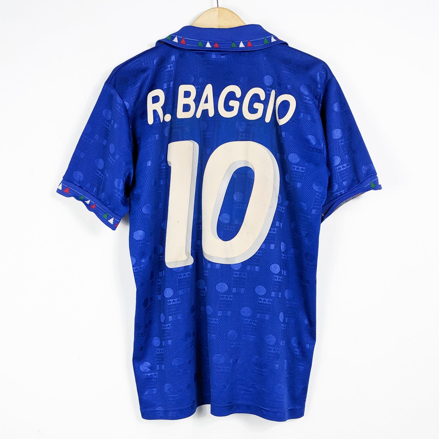 Authentic Italy 1994 Home - R.Baggio #10 Size L